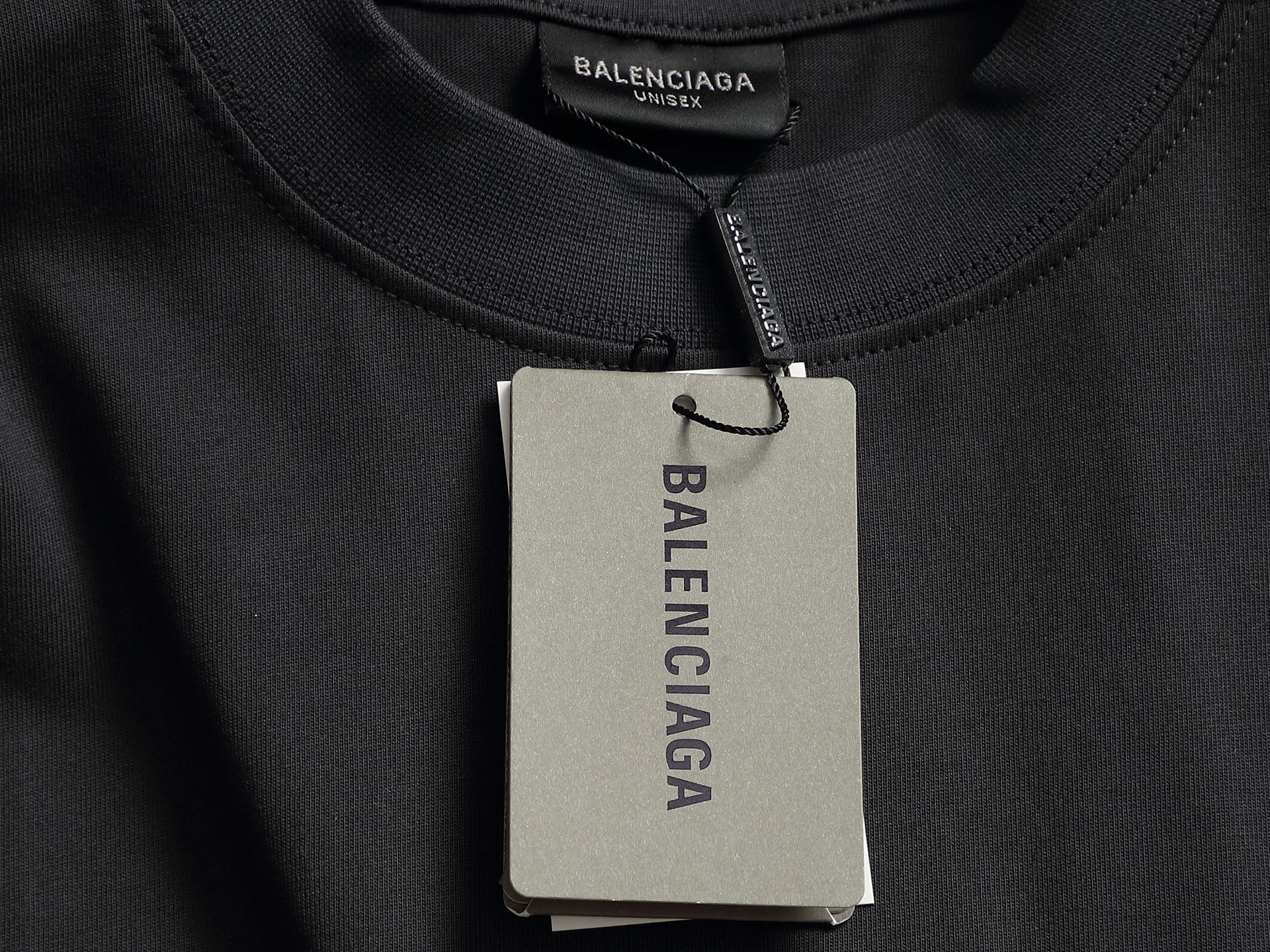 발렌시아가(BALENCIAGA) 서클 레터링 자수 반팔 티셔츠 상의 의류