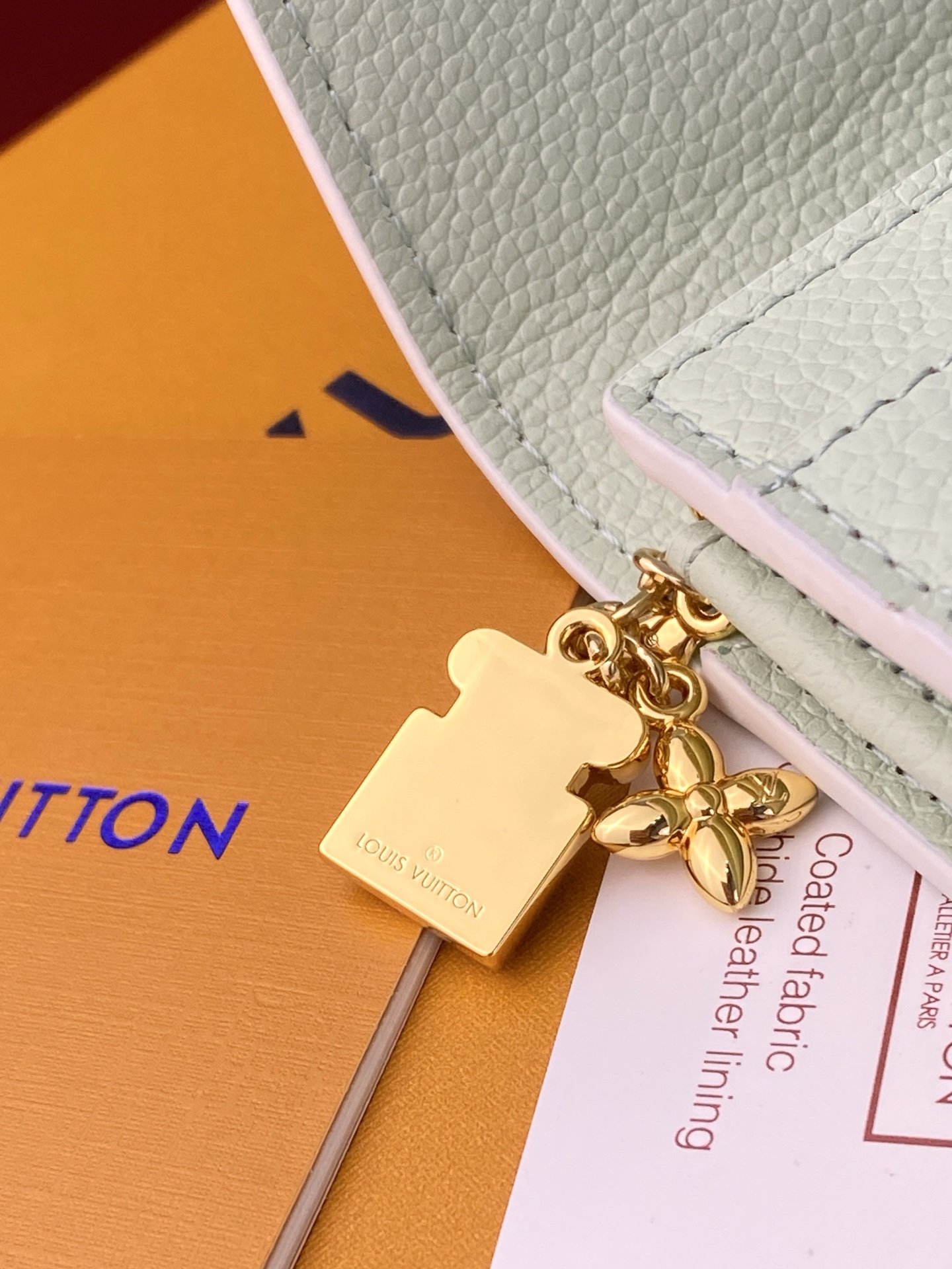 [Louis Vuitton] LV 루이비통 엠프레인 하이 섬머 Sarah 사라 월렛 지갑 M2A359