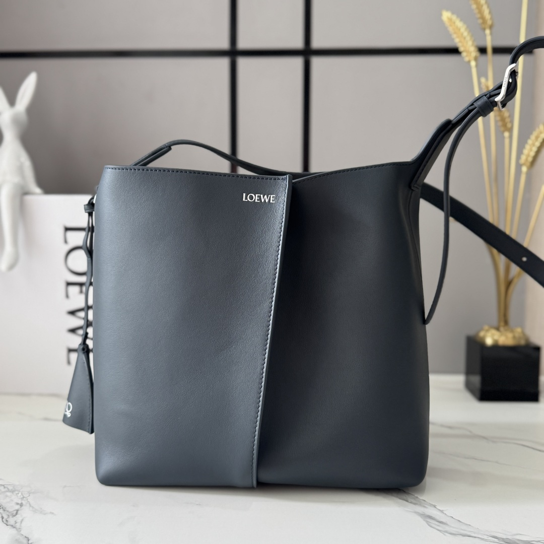 LOEWE 로에베 미디움 스무스 Bilbao 빌바오 트라페즈 버킷 백 가방