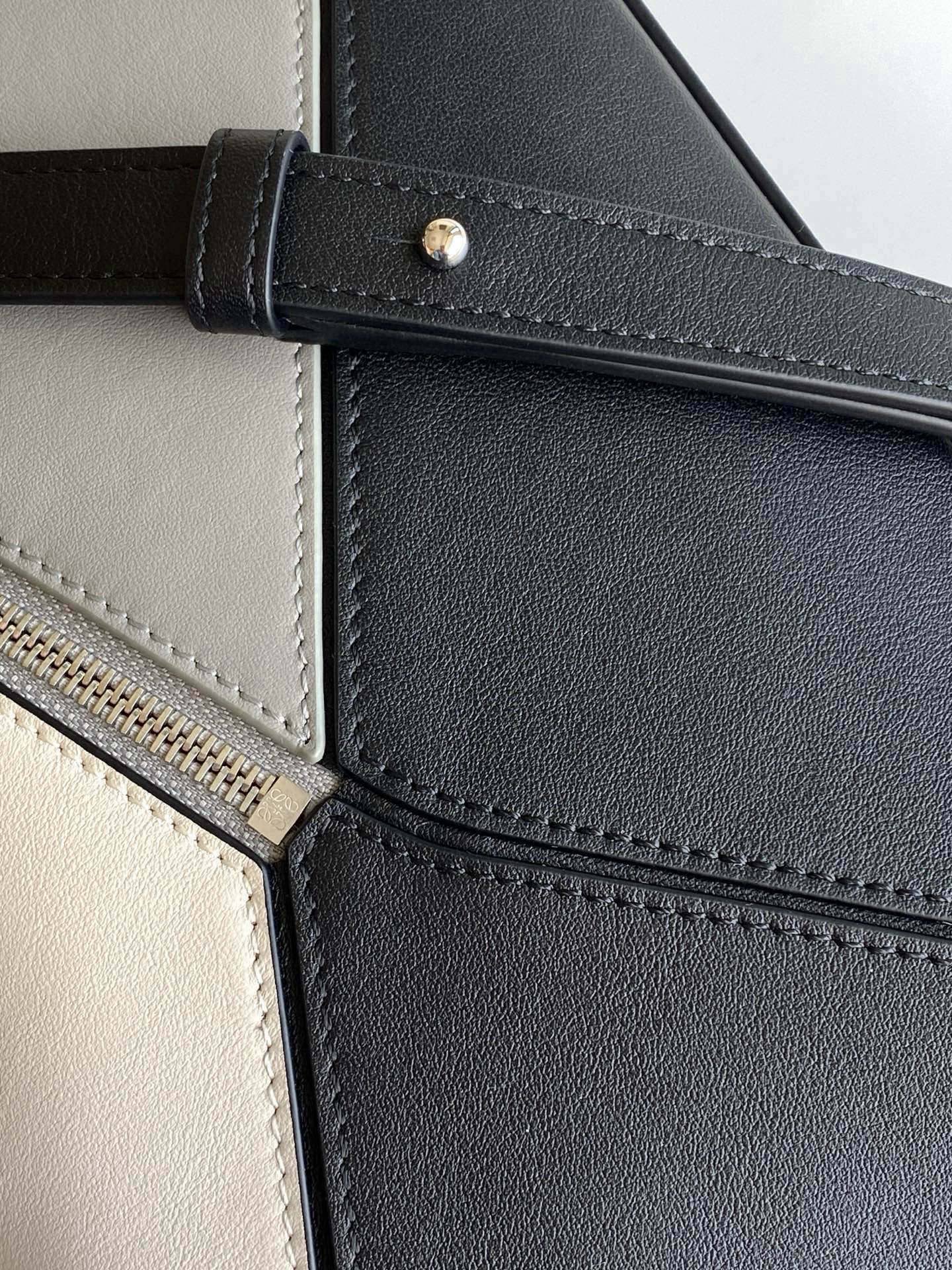Loewe 로에베 퍼즐(Puzzle) 스몰 나파 소가죽 핸드백 (조셉 앨버스 콜라보 에디션) 가방