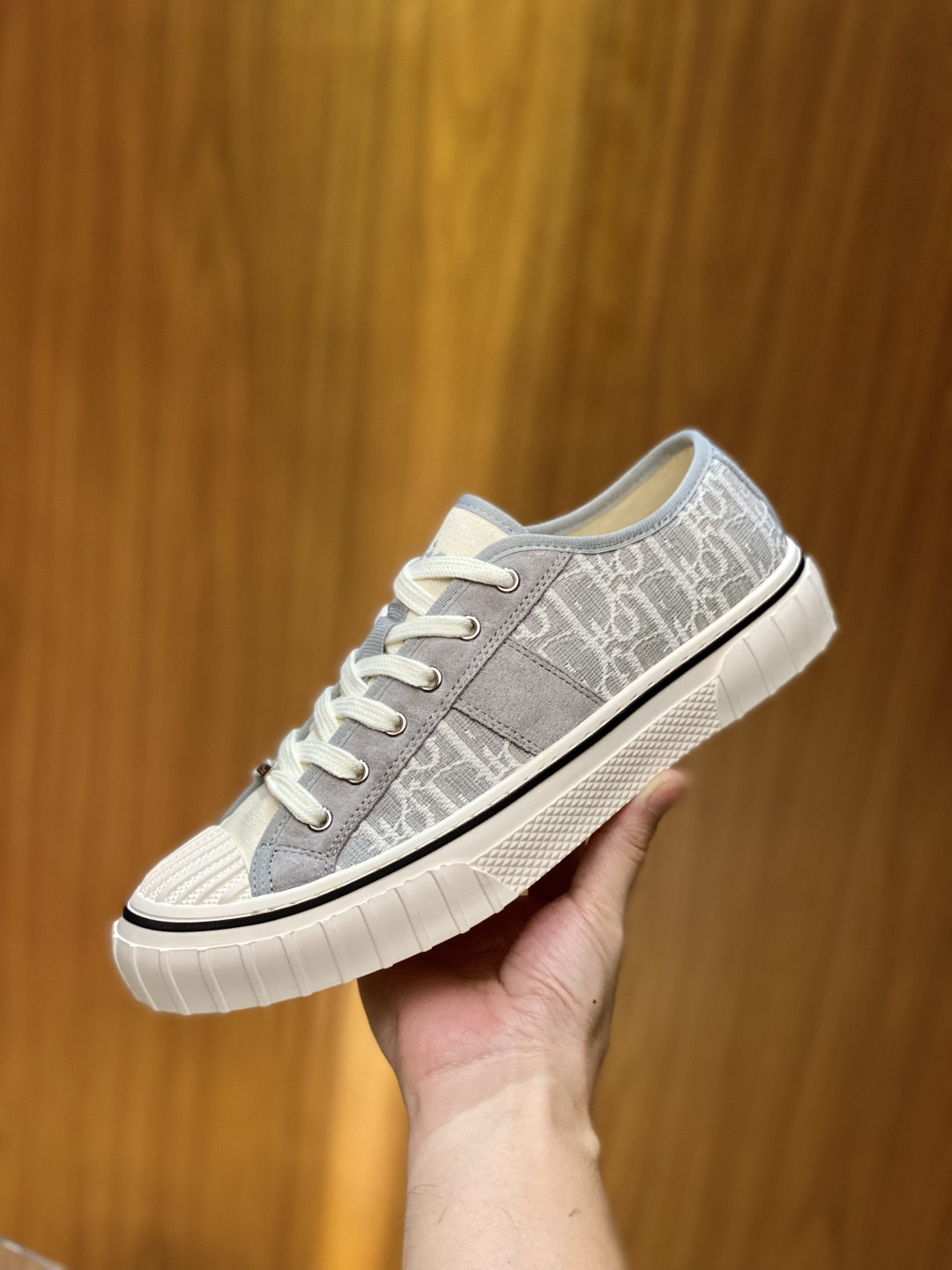 [Dior] 디올 후퍼(Hooper) 로우탑 캔버스 스니커즈 신발