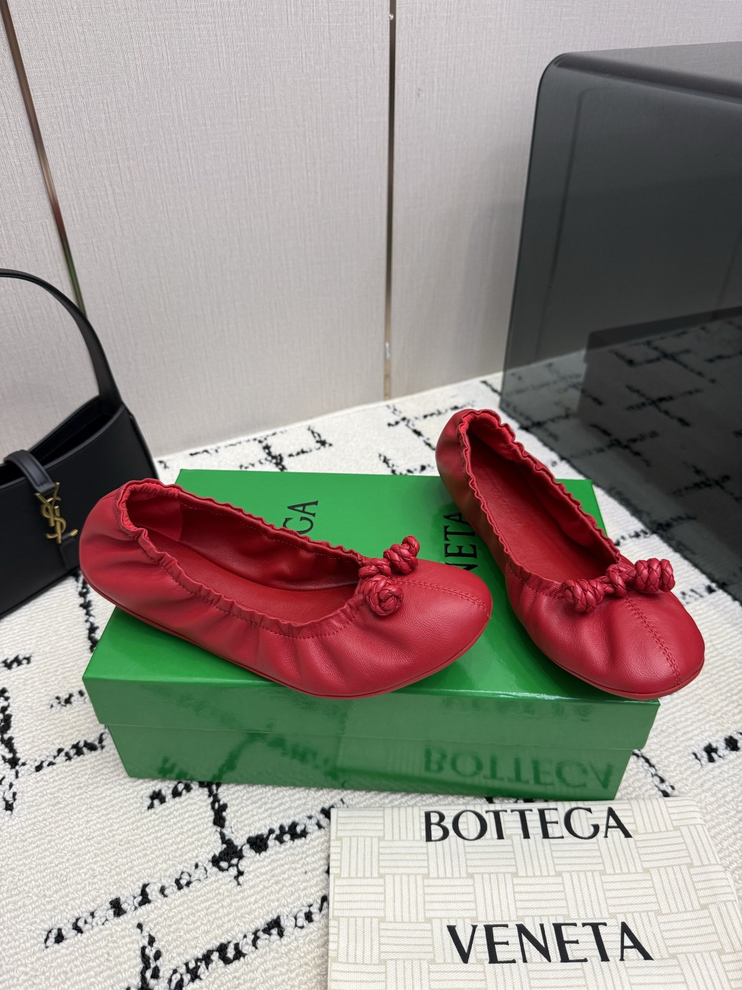 보테가 베네타(BOTTEGA VENETA) 판타스미나 발레리나 플랫 신발