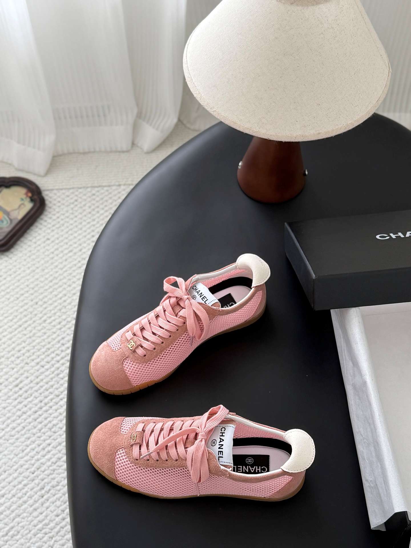 샤넬(CHANEL) 메쉬 스웨이드 배색 로우탑 스니커즈 신발