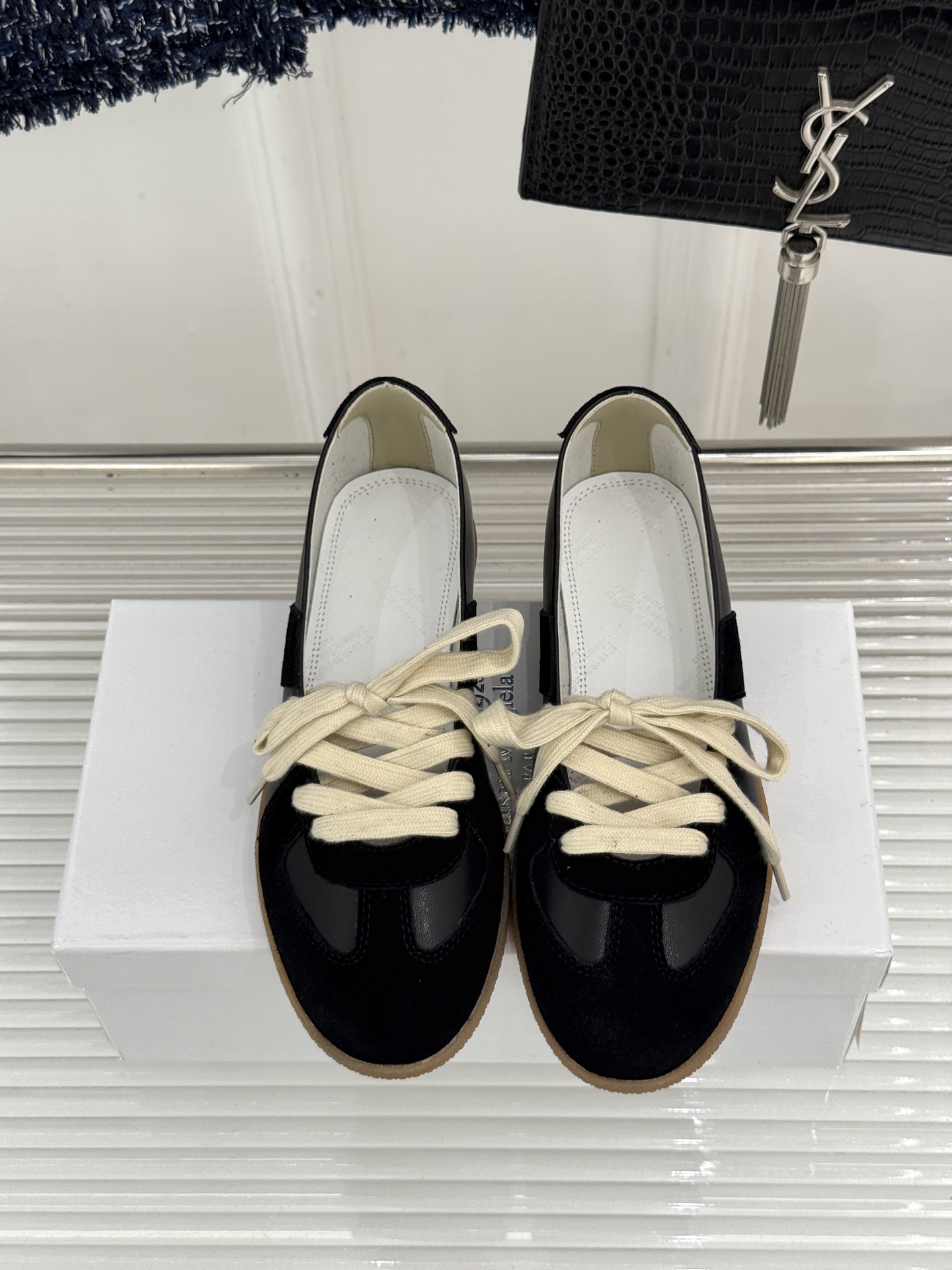 메종 마르지엘라(Maison Margiela) 스웨이드 배색 독일군 스니커즈 신발