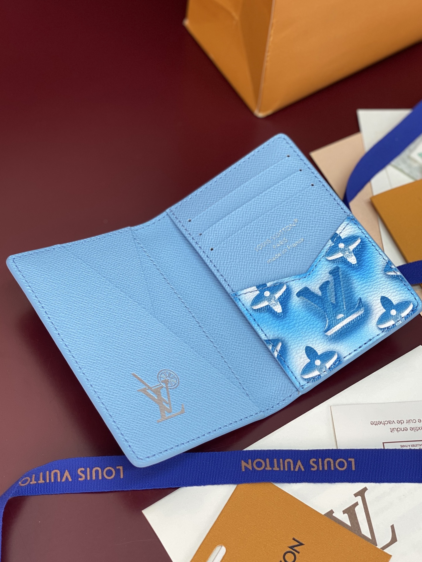 [Louis Vuitton] LV 루이비통 모노그램 포켓 오거나이저 카드 지갑 (코튼 블루)