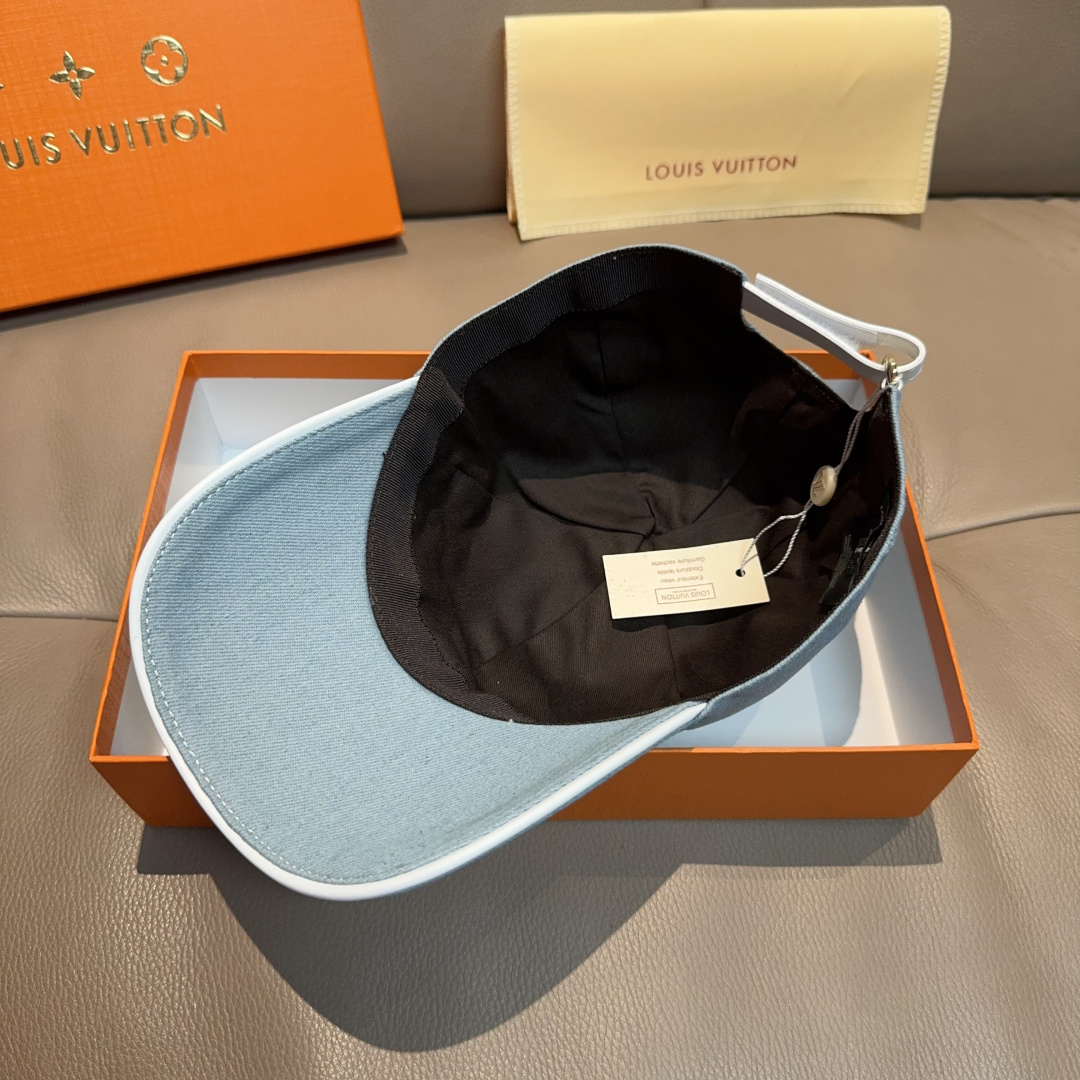 루이비통(LV) 로고 데님 볼캡 모자