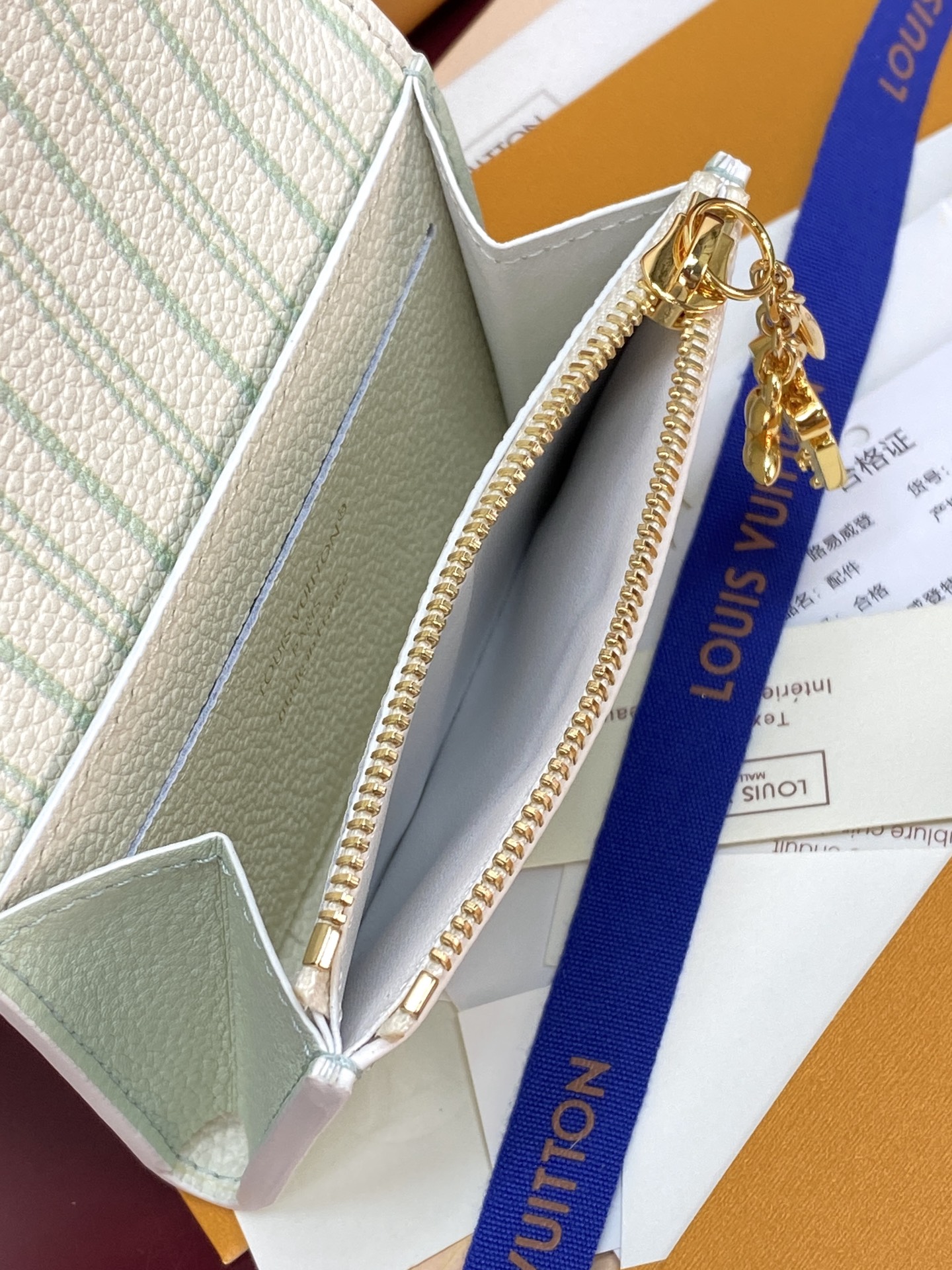 [Louis Vuitton] LV 루이비통 엠프레인 하이 섬머 Rosalie 로잘리 코인 지갑 M29805