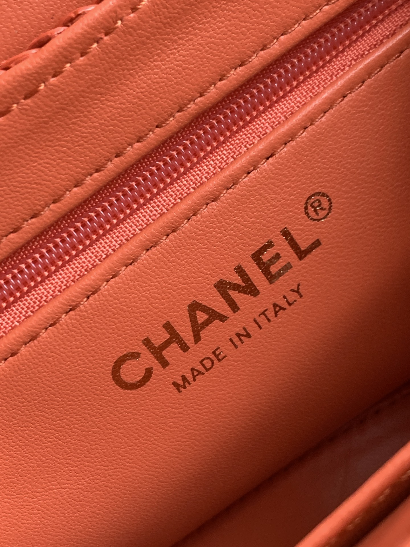 [Chanel] 샤넬 26S 라피아 태슬 플랩 백 숄더백 가방
