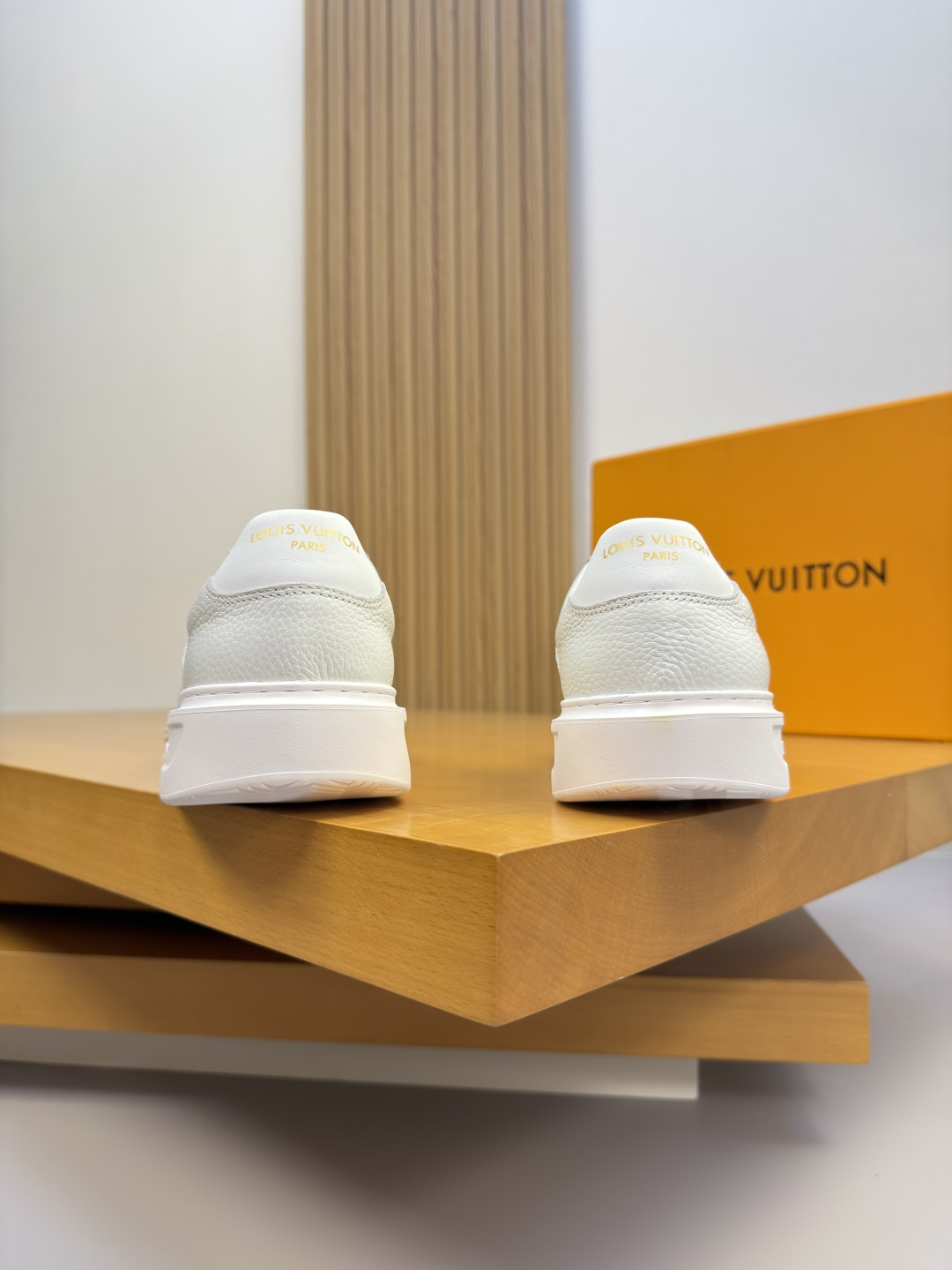 [Louis Vuitton] LV 루이비통 슈링크 & 워시드 데님 콤비 스니커즈 신발