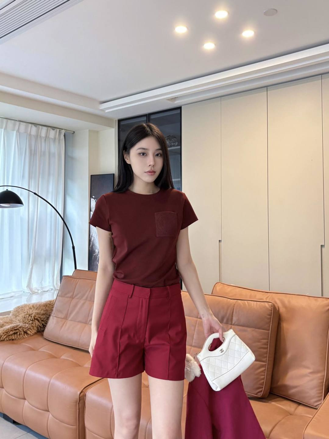 [Hermes] 에르메스 26SS 크롭 슬림핏 반팔 티셔츠 의류