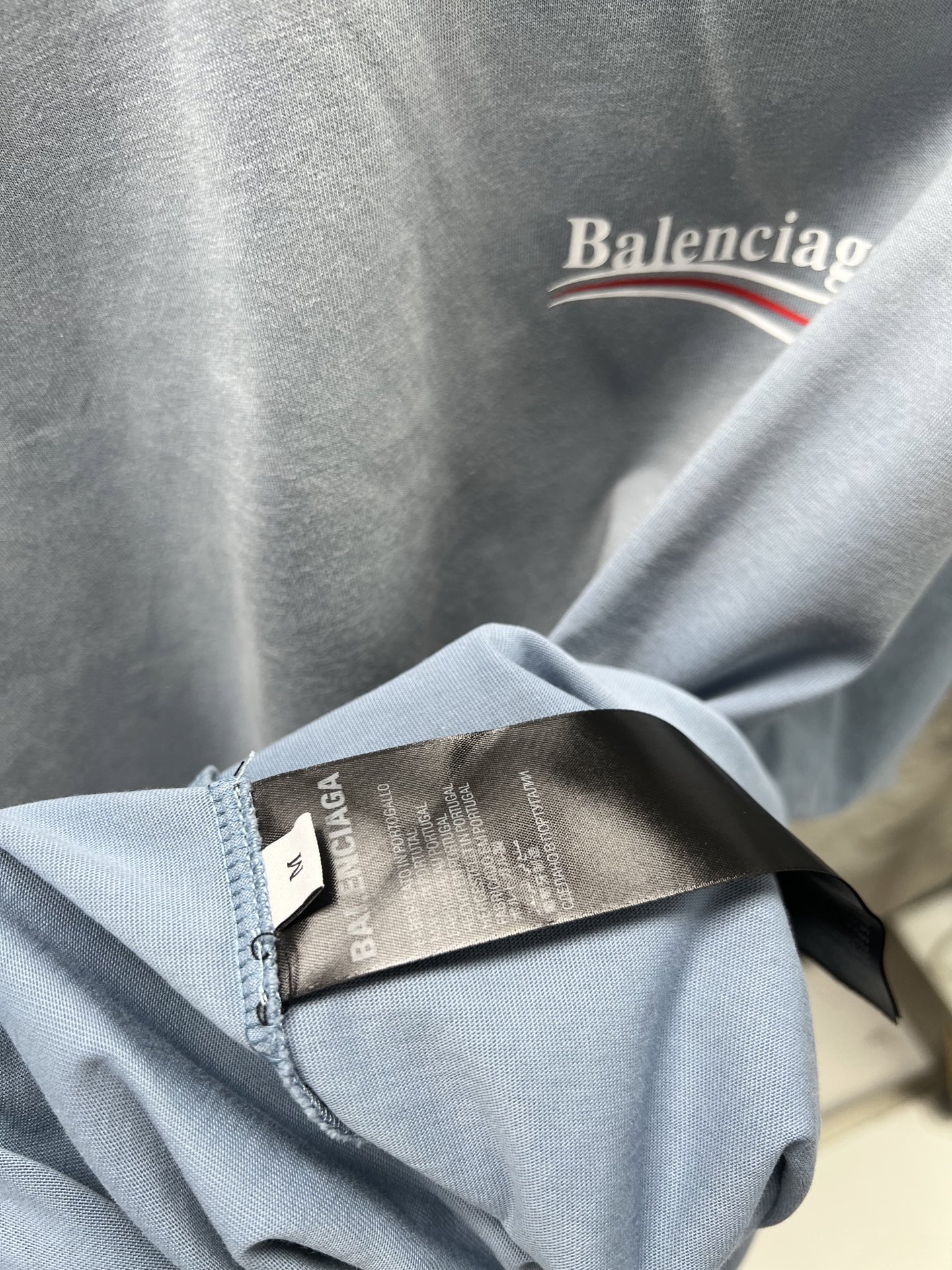 발렌시아가(BALENCIAGA) 코카콜라 웨이브 레터링 프린트 반팔 티셔츠 의류