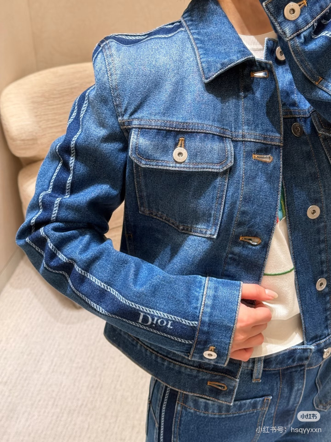 디올(DIOR) 레터링 버튼 워싱 데님 재킷 상의 의류