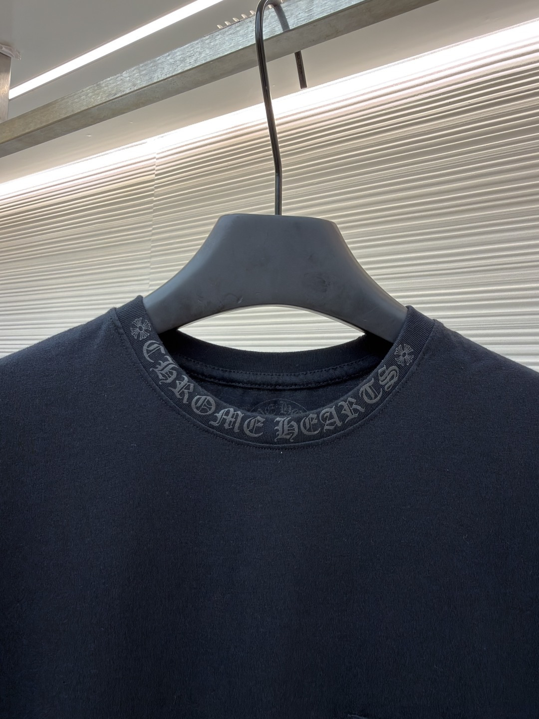 크롬하츠(CHROME HEARTS) 그라데이션 호스슈 프린트 티셔츠 상의 의류