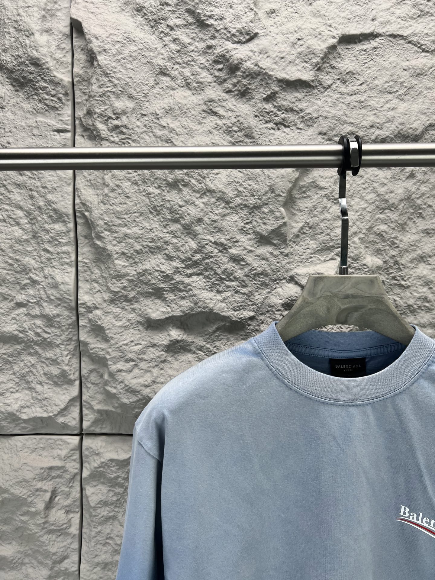 발렌시아가(BALENCIAGA) 코카콜라 웨이브 레터링 프린트 반팔 티셔츠 의류