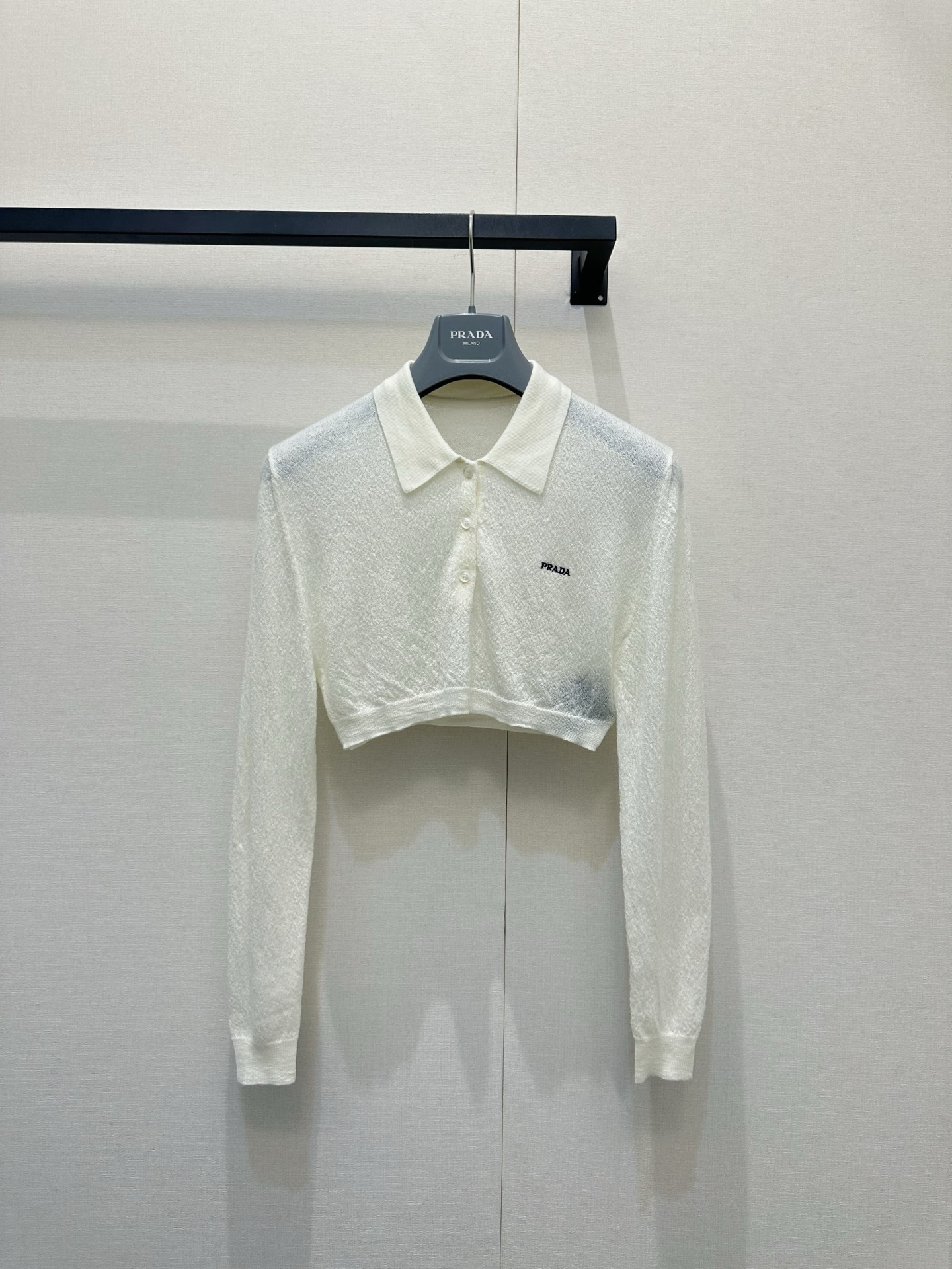 프라다(PRADA) 크롭 폴로 니트 상의 의류