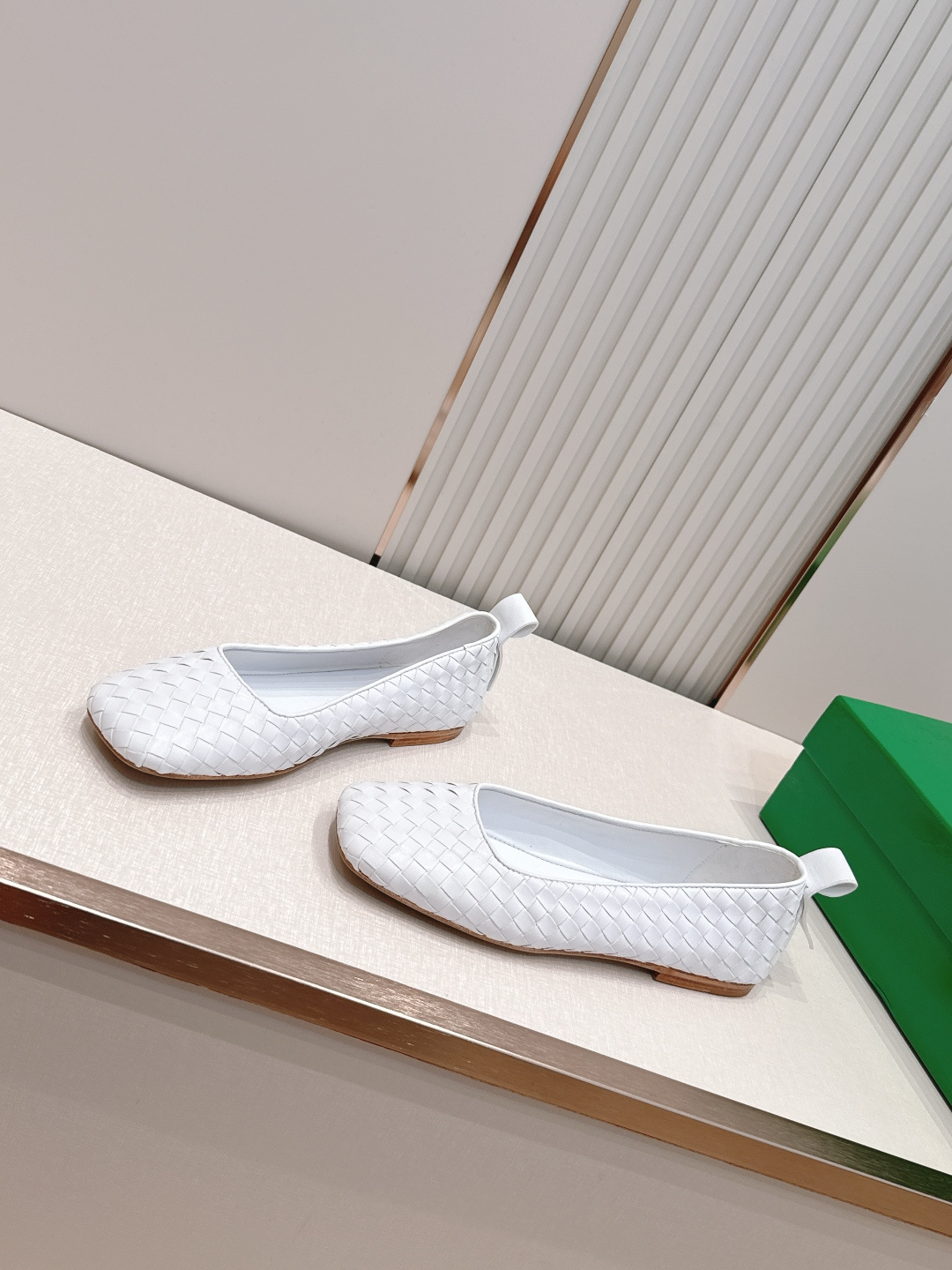 보테가 베네타(BOTTEGA VENETA) 위빙 메리제인 플랫 발레 슈즈 신발