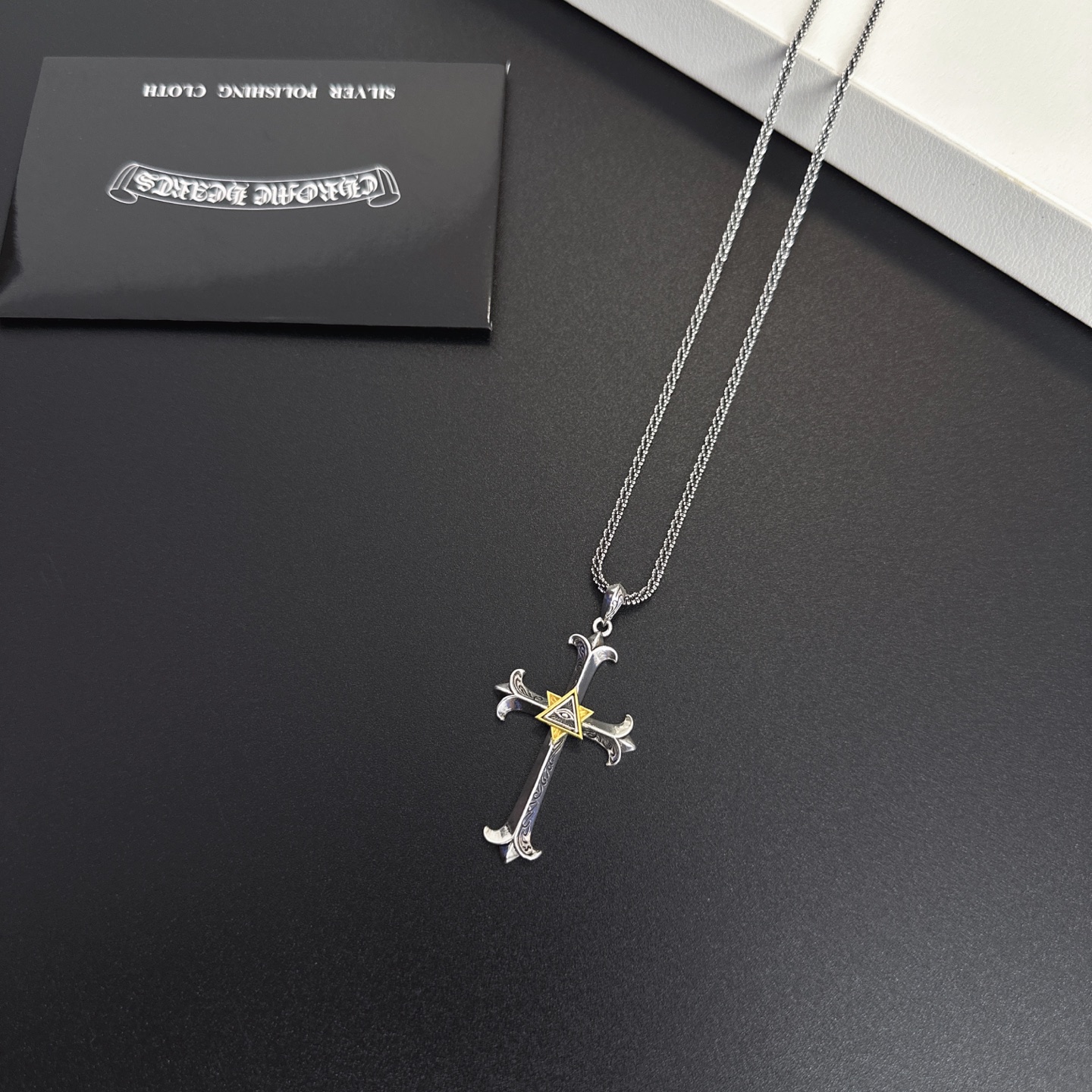 크롬하츠(CHROME HEARTS) 크로스 펜던트 체인 목걸이 악세사리