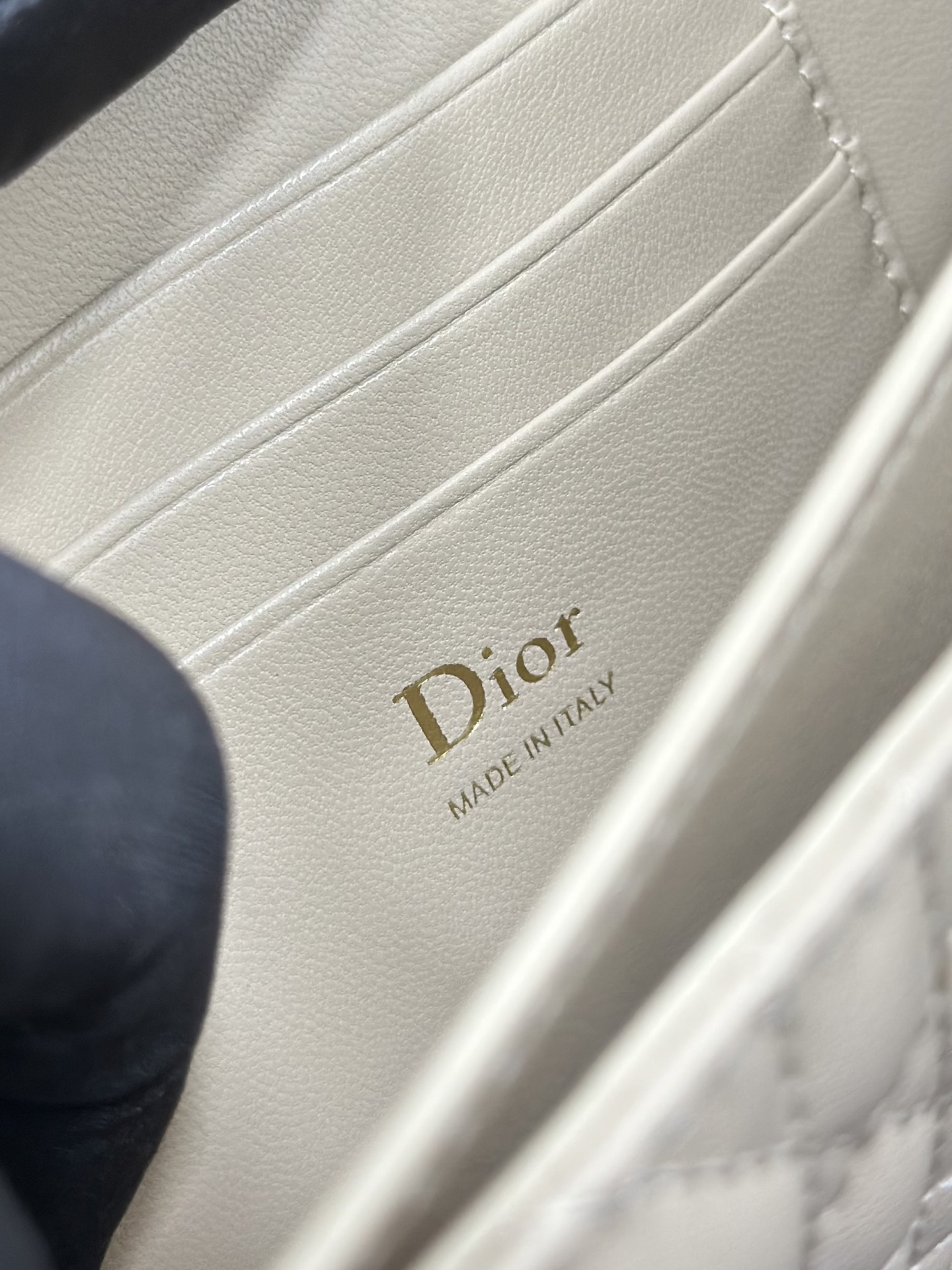 [Dior] 디올 미스 디올(Miss Dior) 보우 램스킨 탑핸들 체인 파우치 (WOC) 가방