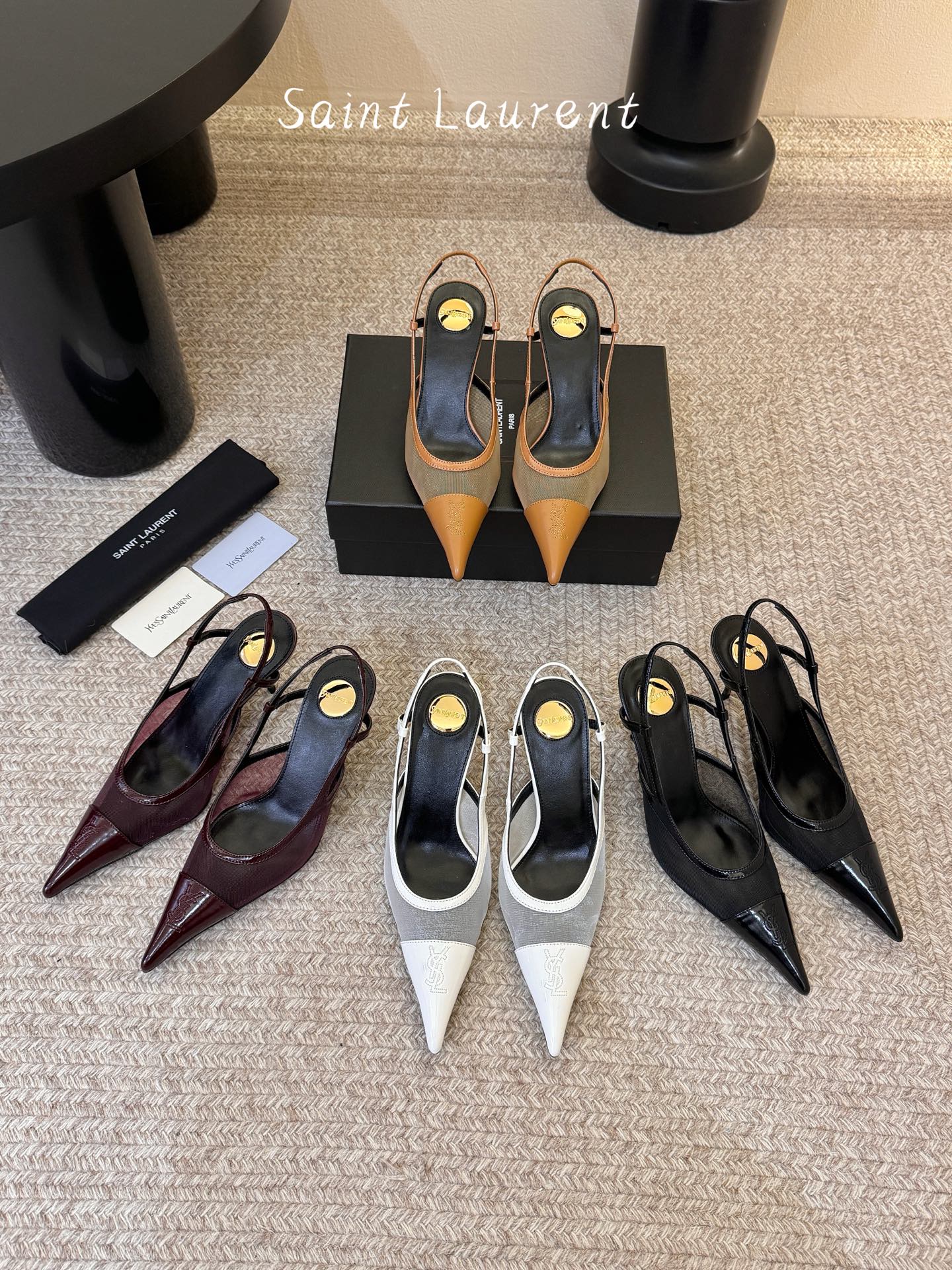 생로랑(SAINT LAURENT) 메쉬 배색 포인티드토 슬링백 키튼힐 신발