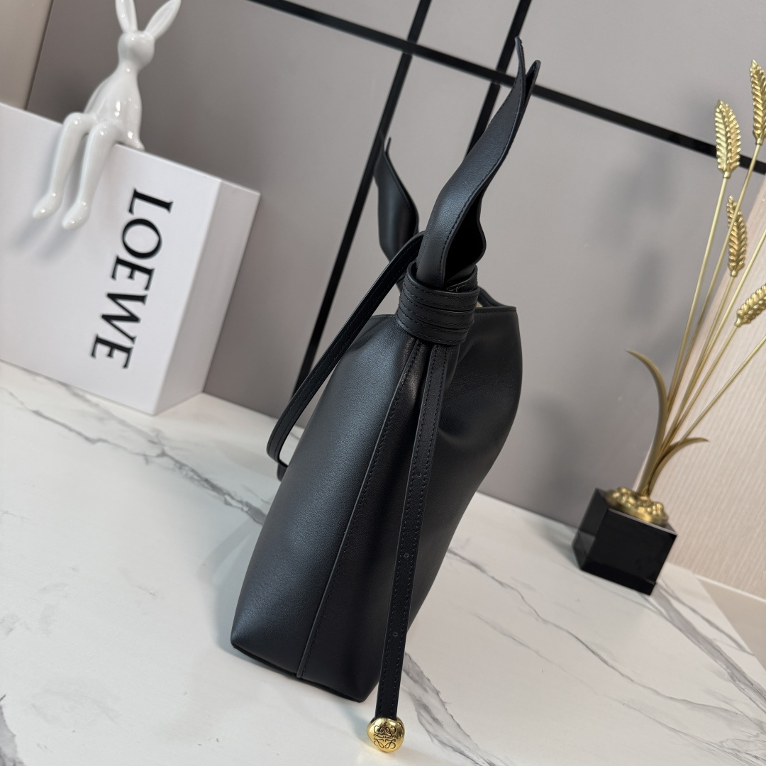 [LOEWE] 로에베 미디엄 스무스 카프스킨 스카프 백 가방 / BA603