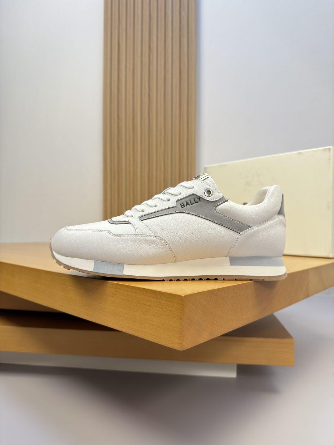 [Bally] 발리 프리미엄 나파·페블 레더 & 스웨이드 콤비 스니커즈 신발