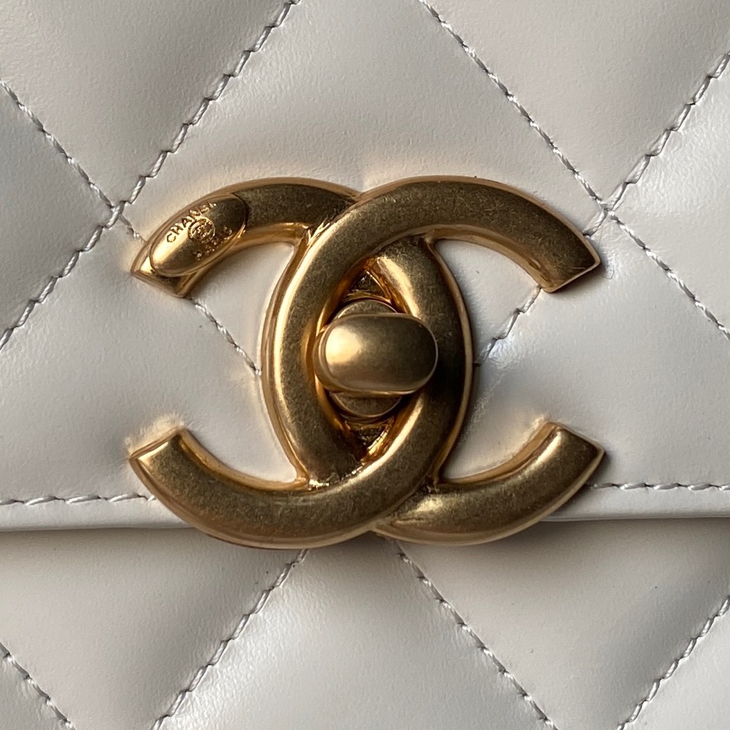 CHANEL 샤넬 24C 미니 볼링형 체인 미니 백 가방