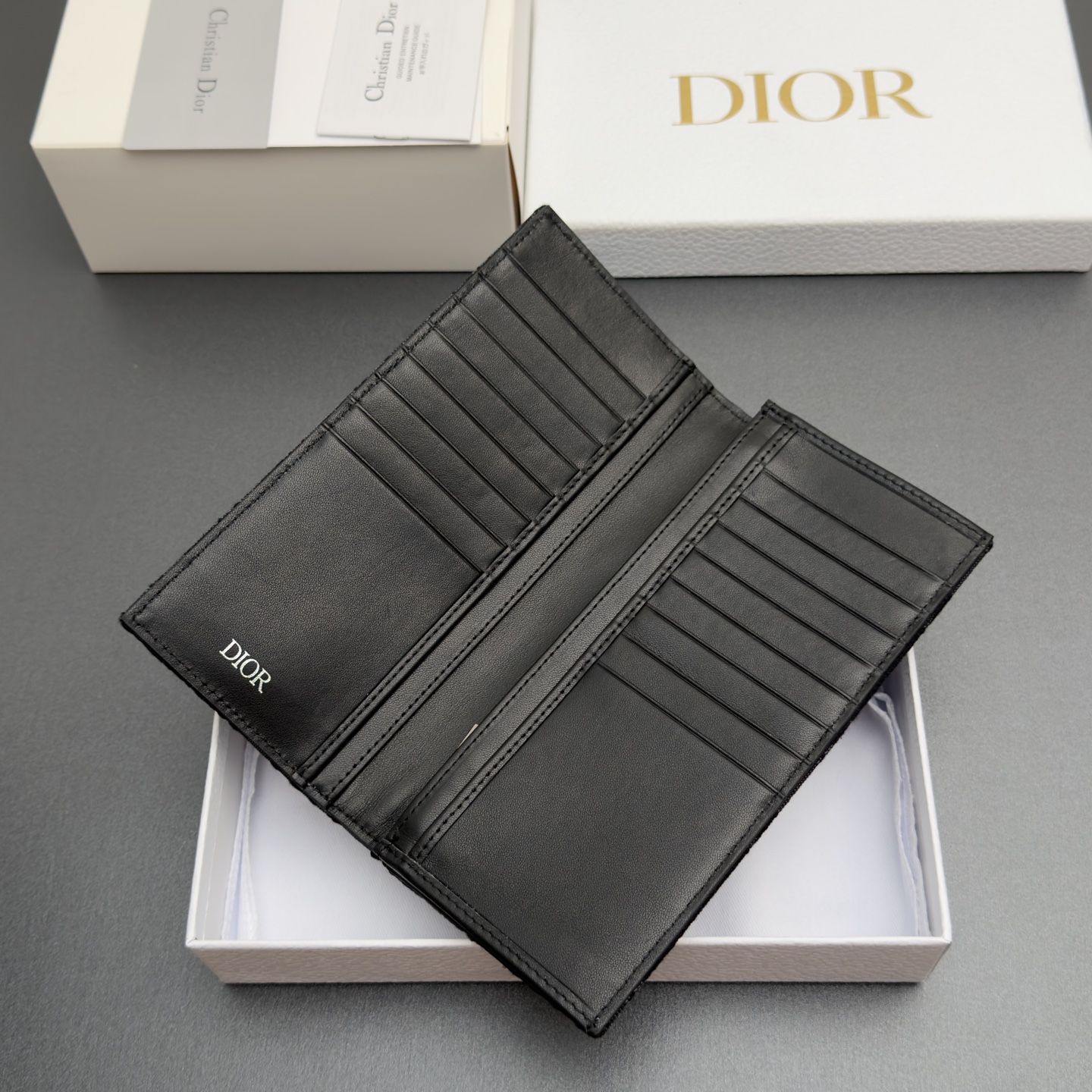 Dior 디올 맨즈 롱 바이폴드 장 지갑