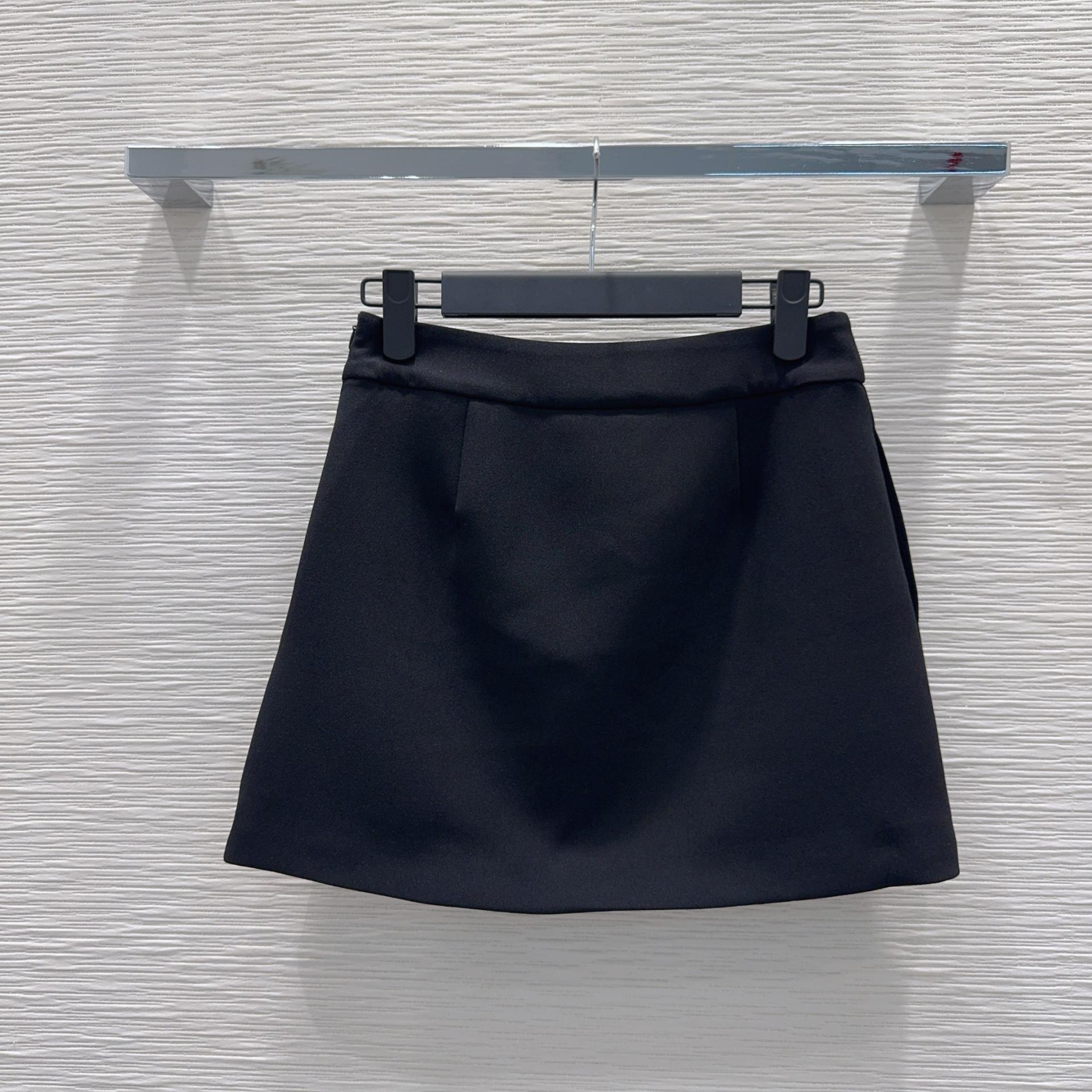 Valentino 발렌티노 하이엔드 수입 원단 미니 스커트 치마 의류
