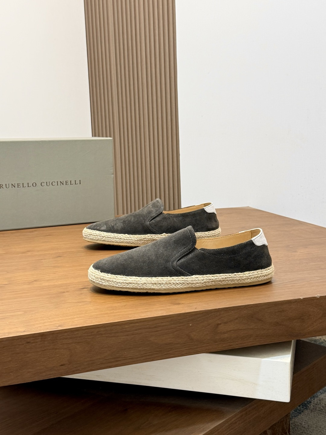 [Brunello Cucinelli] 브루넬로 쿠치넬리 맨즈 스웨이드 캐주얼 로퍼 신발