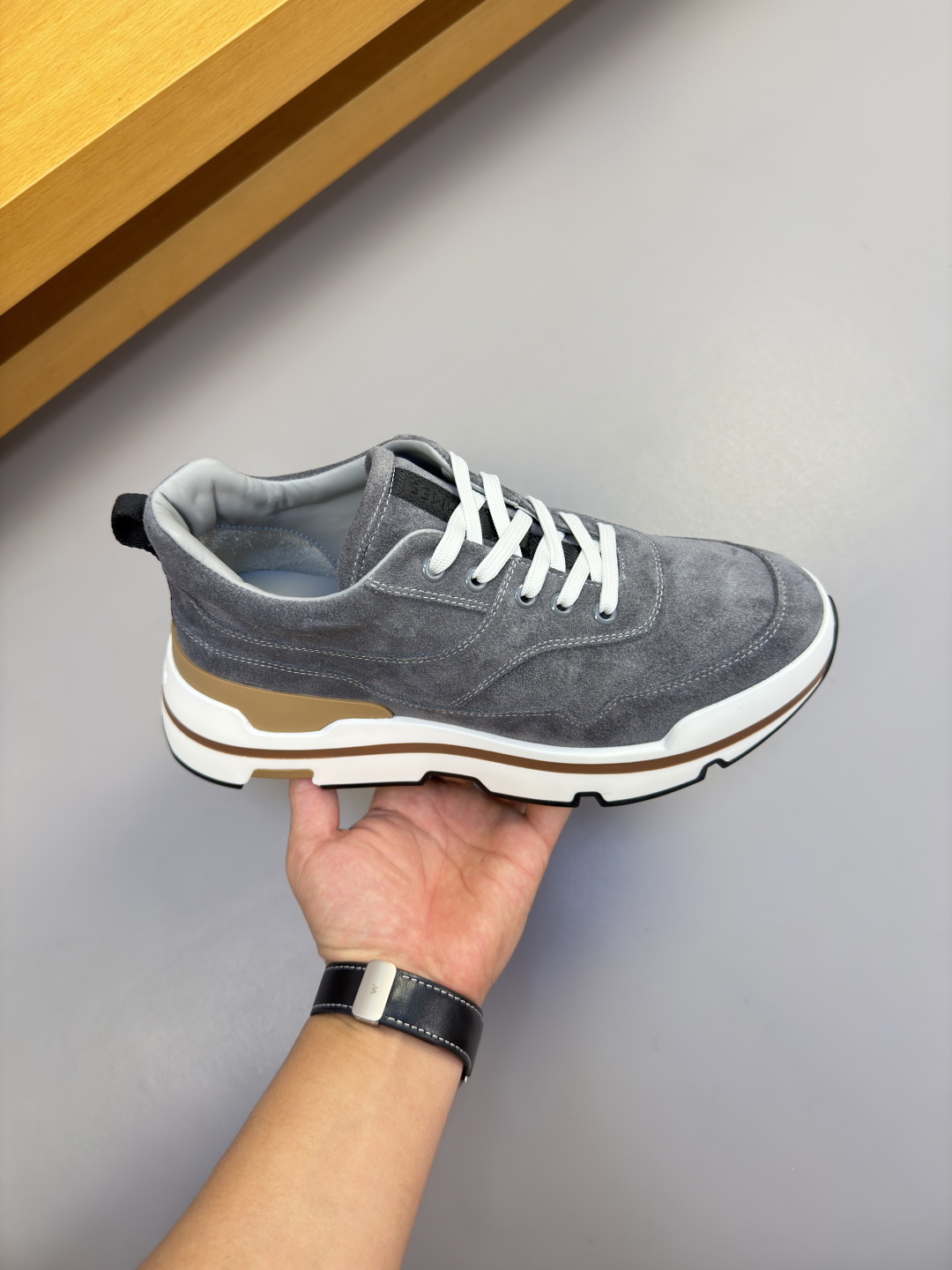 [Hermes] 에르메스 프리미엄 스웨이드 레더 콤비 스니커즈 신발 복제