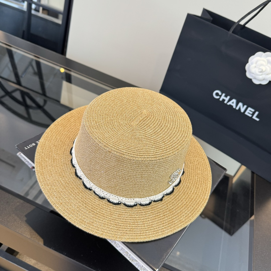 샤넬(CHANEL) 플랫 밀짚모자 모자