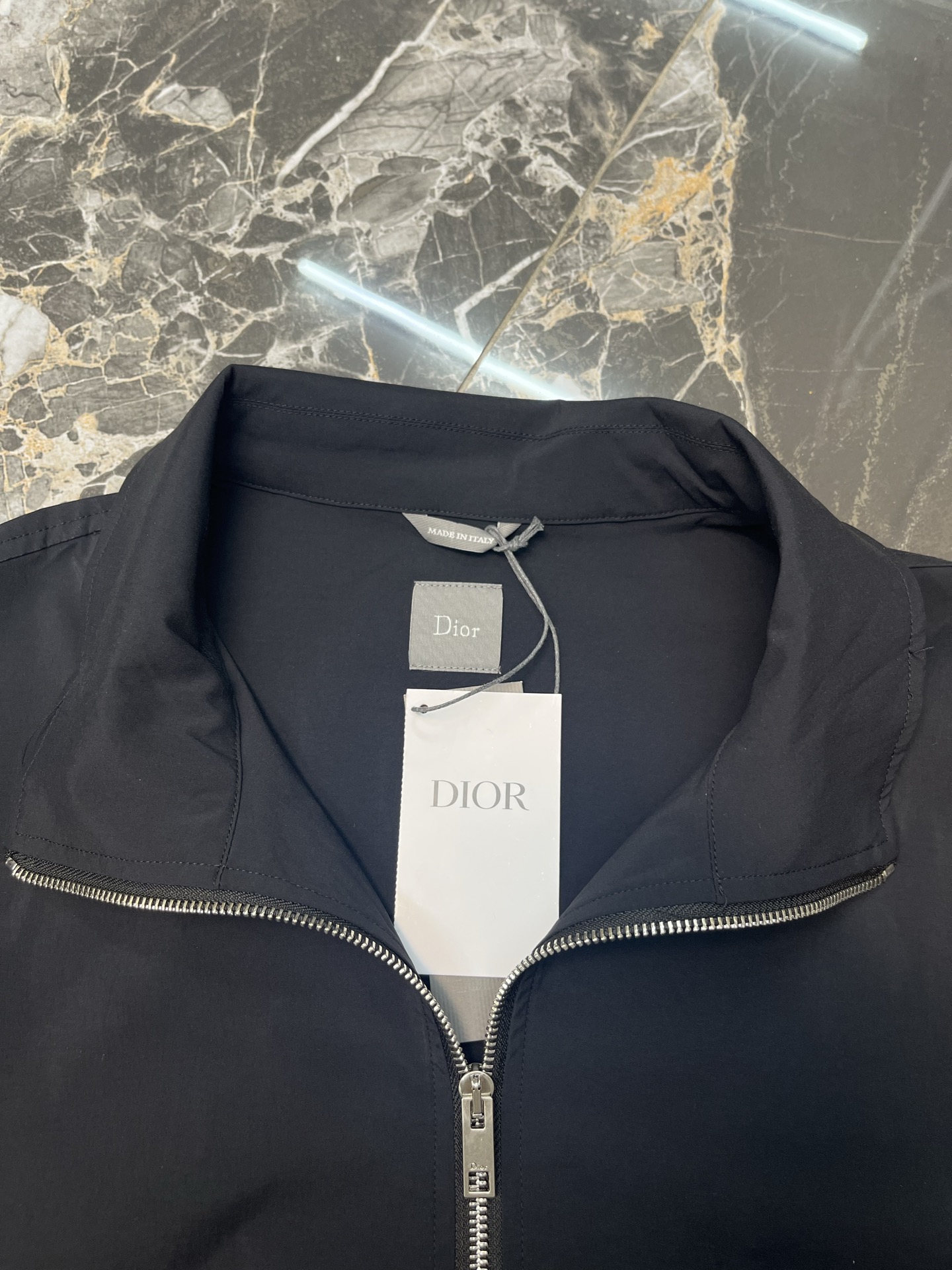 디올(DIOR) 로고 자수 스탠드 칼라 집업 재킷 상의 의류