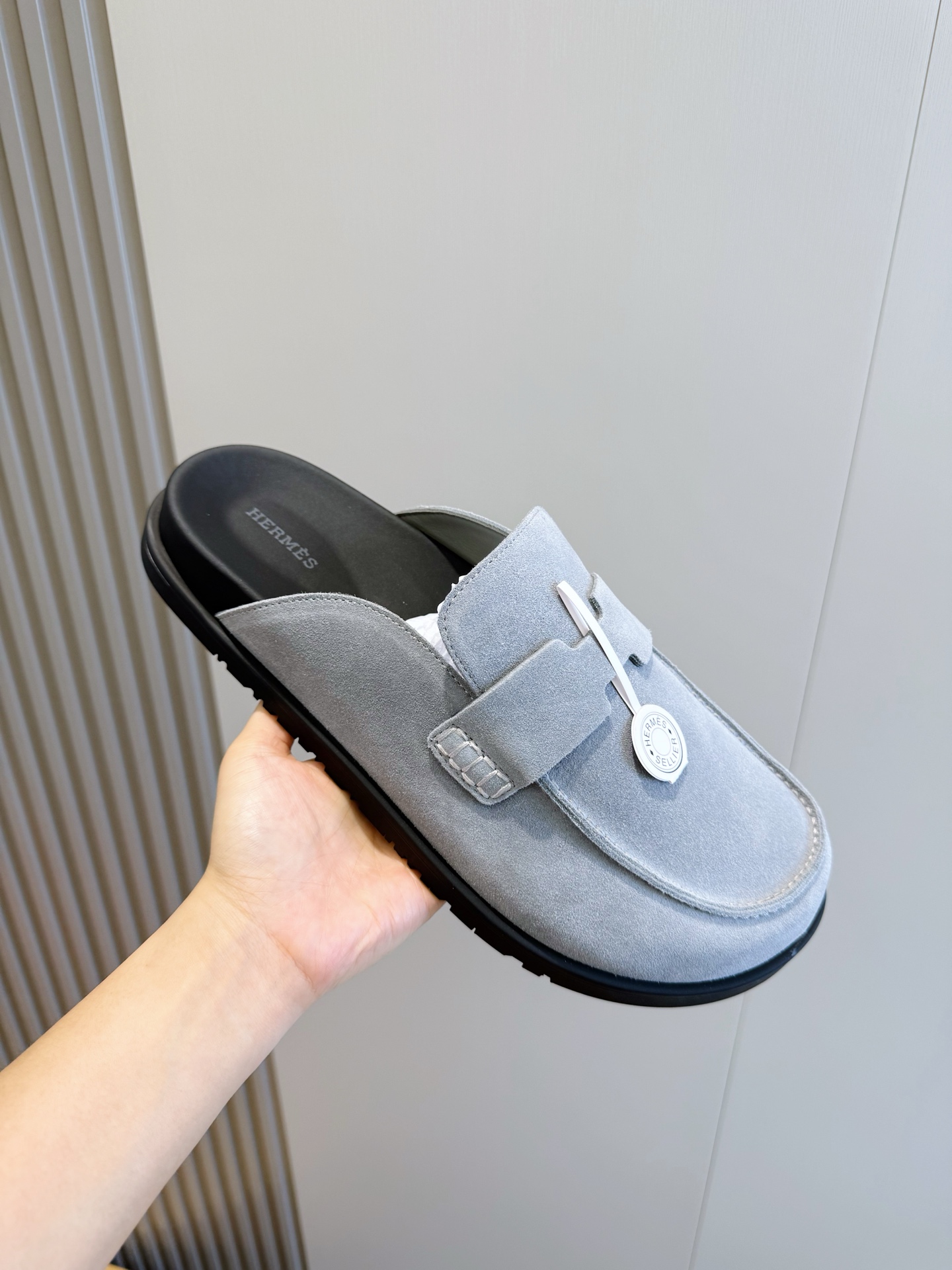 Hermes 에르메스 H 로고 스웨이드 뮬 슬리퍼 신발