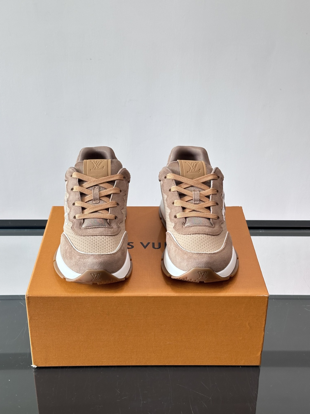 [Louis Vuitton] LV 루이비통 클래식 스웨이드 믹스 스니커즈 신발