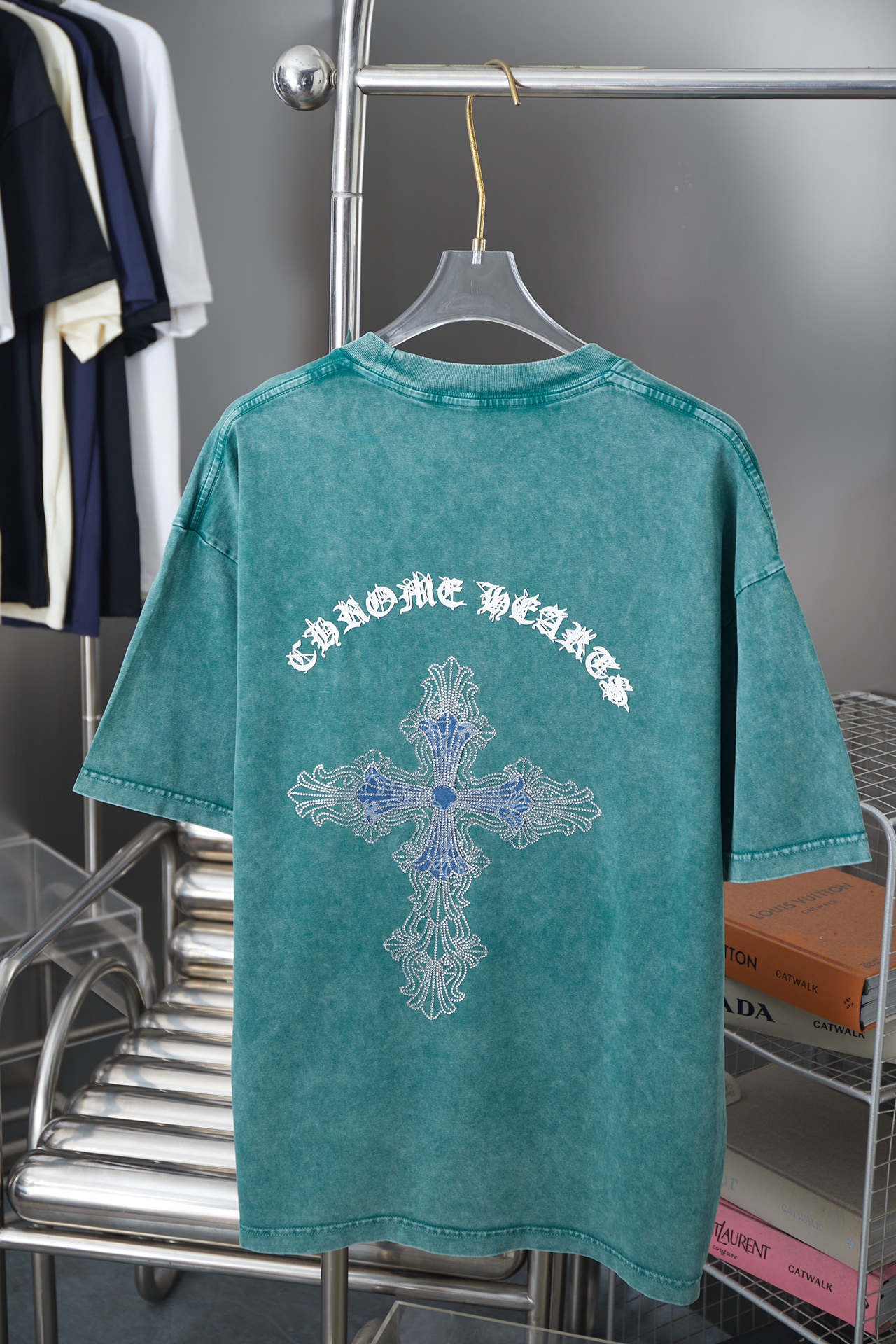 크롬하츠(Chrome Hearts) 크로스 핫픽스 반팔 티셔츠 상의 의류