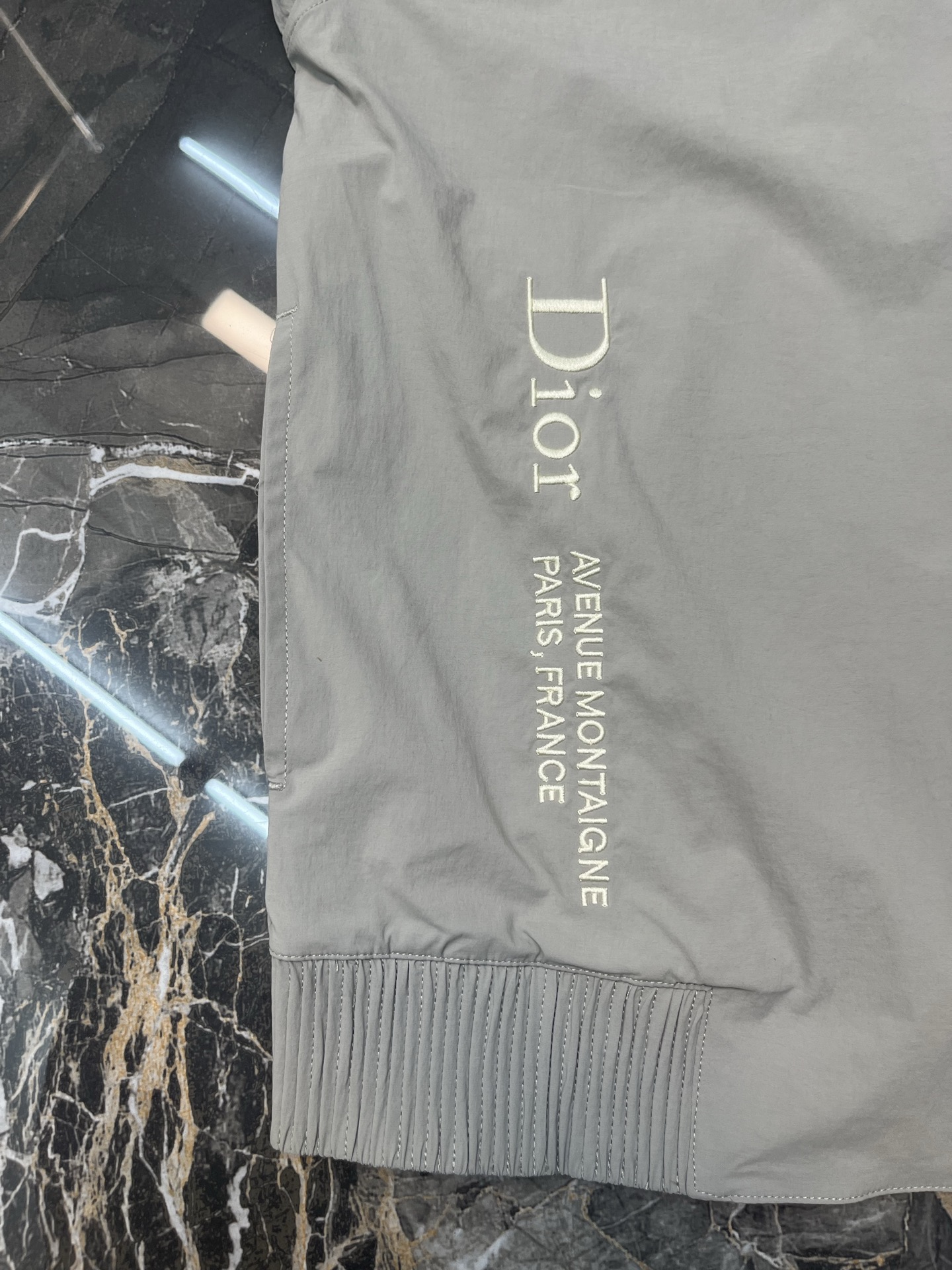 디올(DIOR) 로고 자수 스탠드 칼라 집업 재킷 상의 의류
