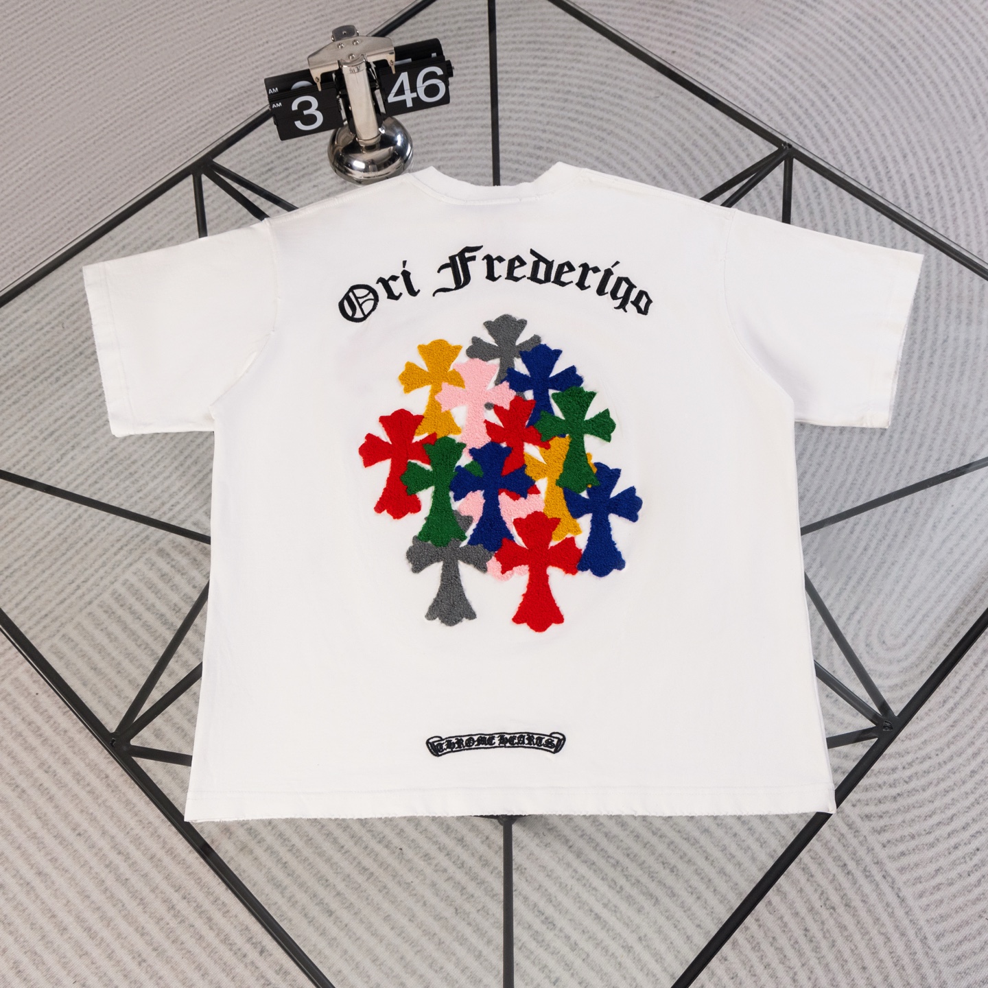 크롬하츠(CHROME HEARTS) 컬러 십자가 자수 반팔 티셔츠 의류