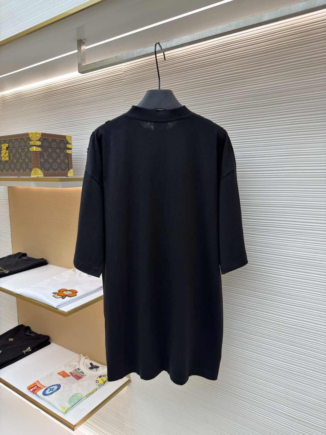 발렌시아가(BALENCIAGA) 레터링 테이프 프린트 티셔츠 상의 의류