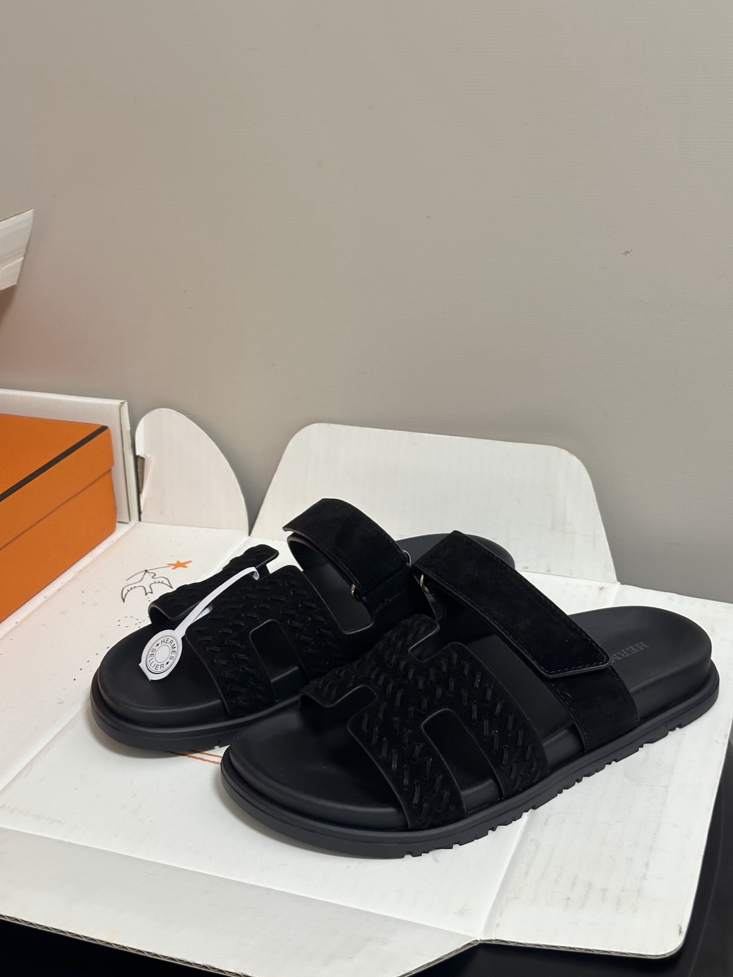 에르메스(HERMES) 로고 위빙 벨크로 슬리퍼 신발