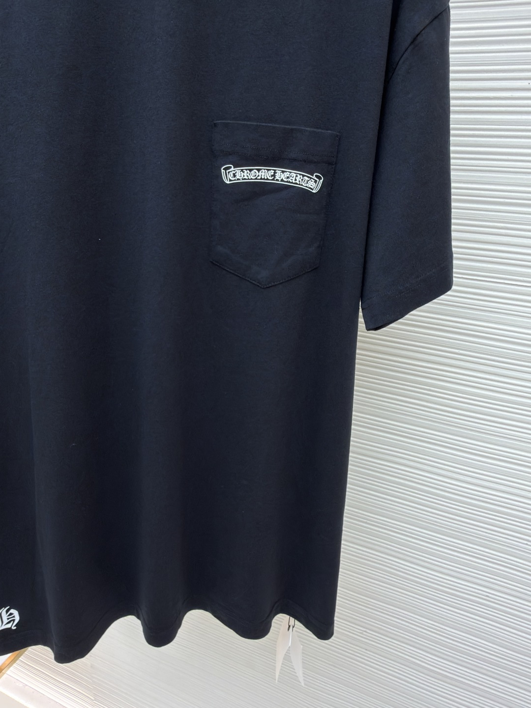 크롬하츠(CHROME HEARTS) 스크롤 프린트 티셔츠 상의 의류
