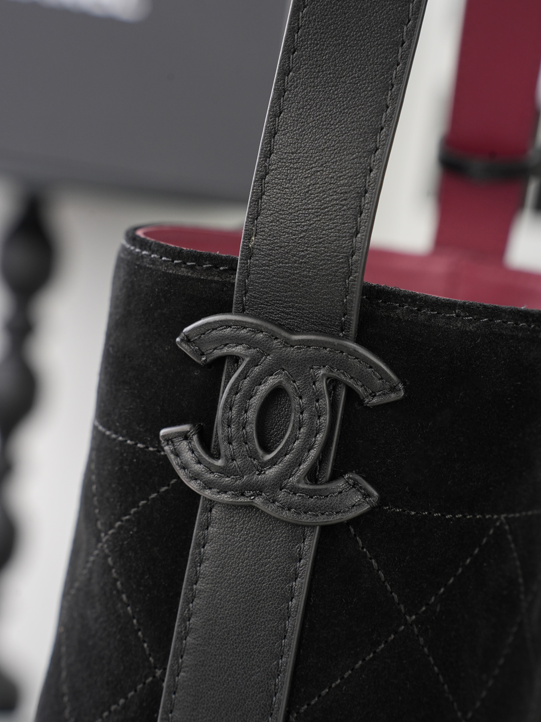 CHANEL 샤넬 26B스웨이드 버킷백 (스몰) 가방 / 6537