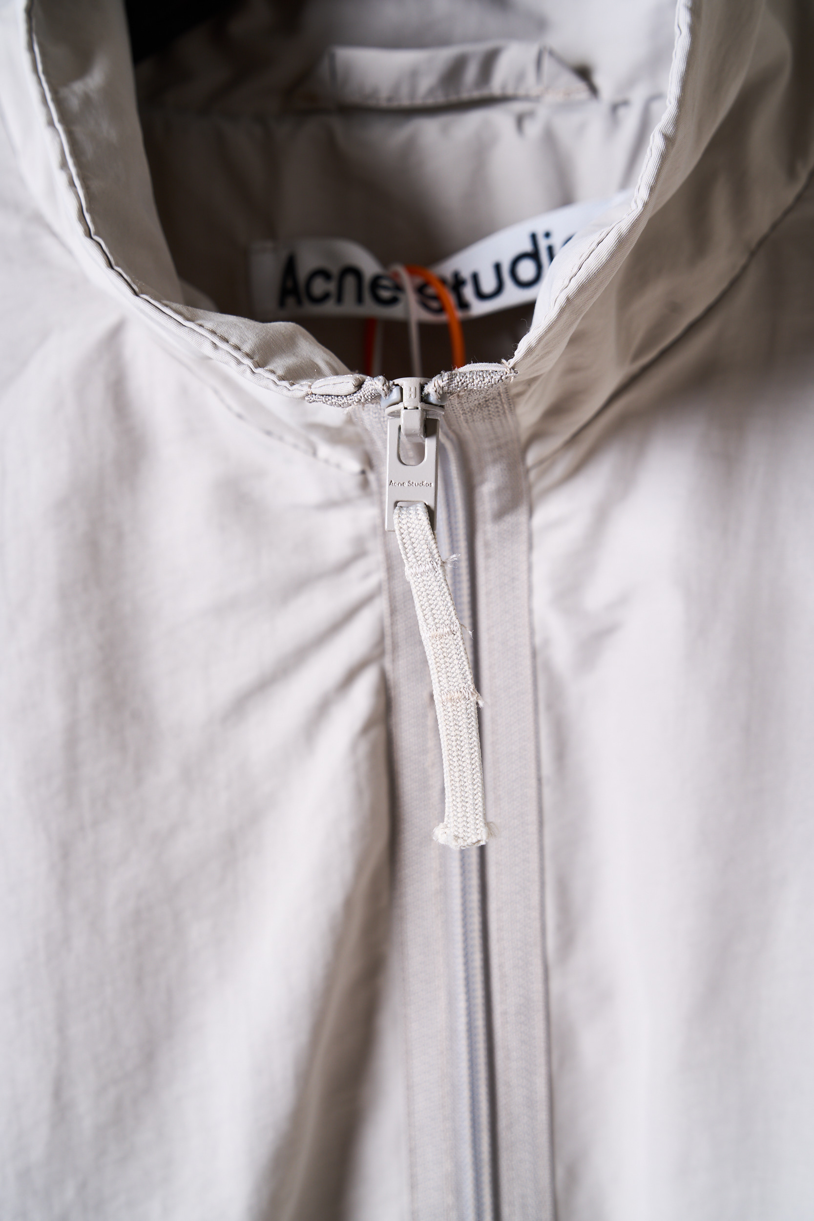아크네(Acne studios) 자수 스탠드 칼라 집업 재킷 상의 의류