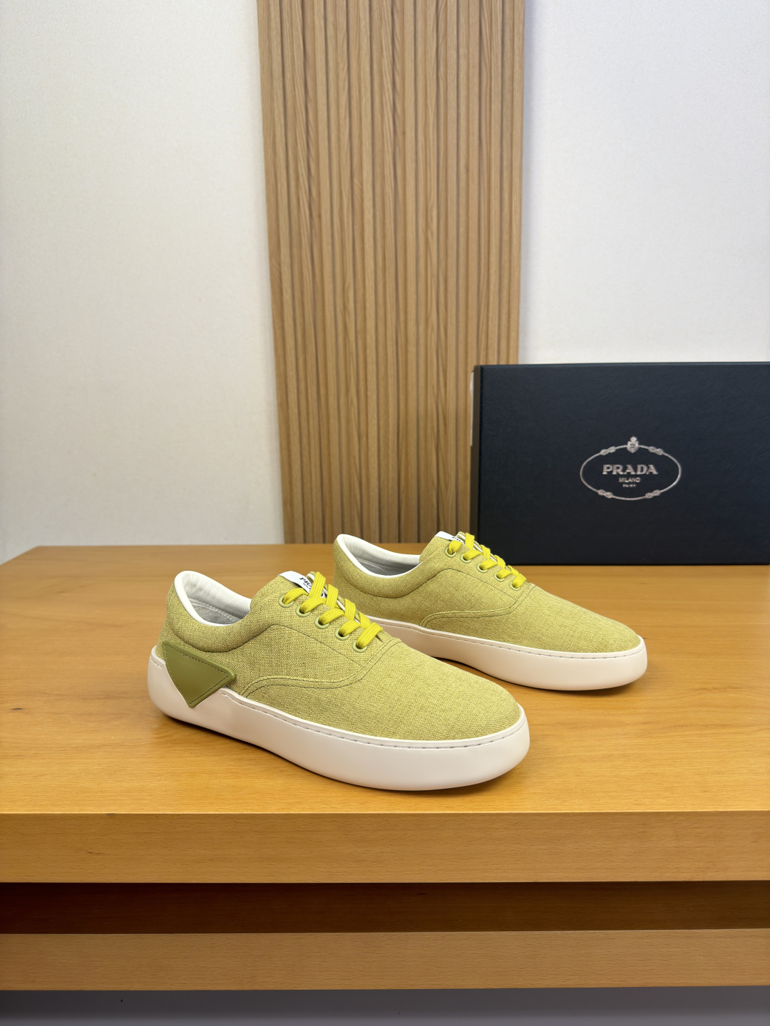 PRADA 프라다 데님 캔버스 스니커즈 신발