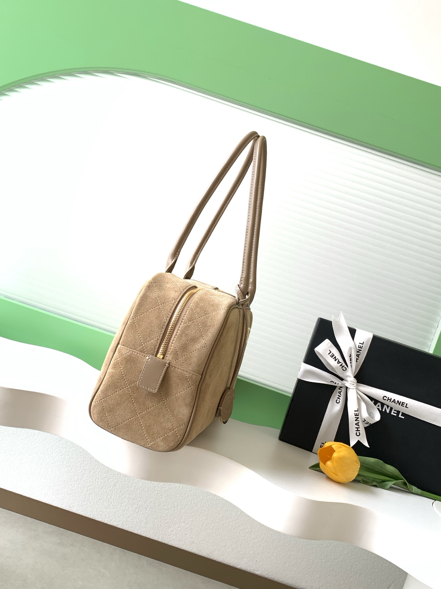 [Chanel] 샤넬 26SS 스웨이드 볼링백 (AS6211) 가방
