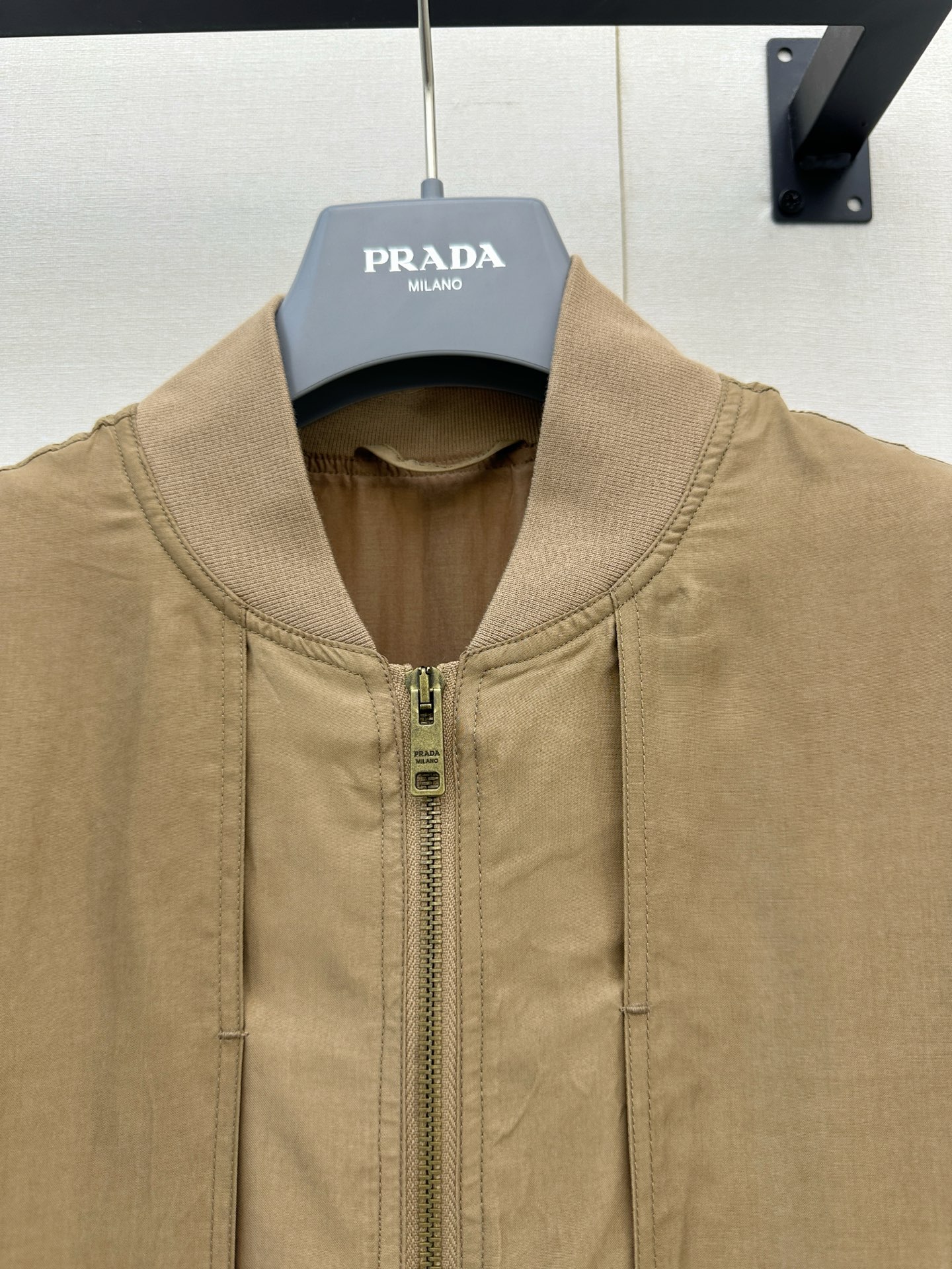 프라다(PRADA) 크링클 실크 롱 자켓 재킷 의류