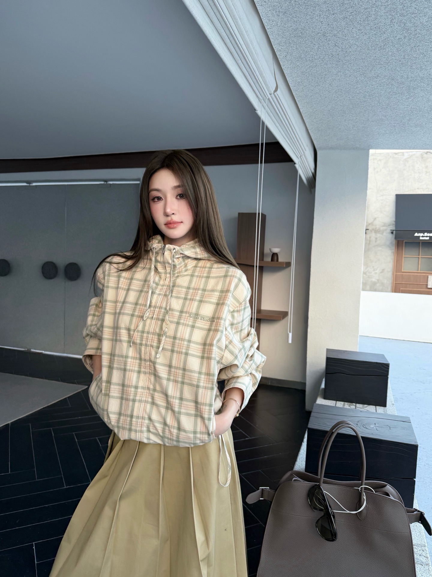 아크네(Acne studios) 로고 자수 체크 후드 재킷 상의 의류