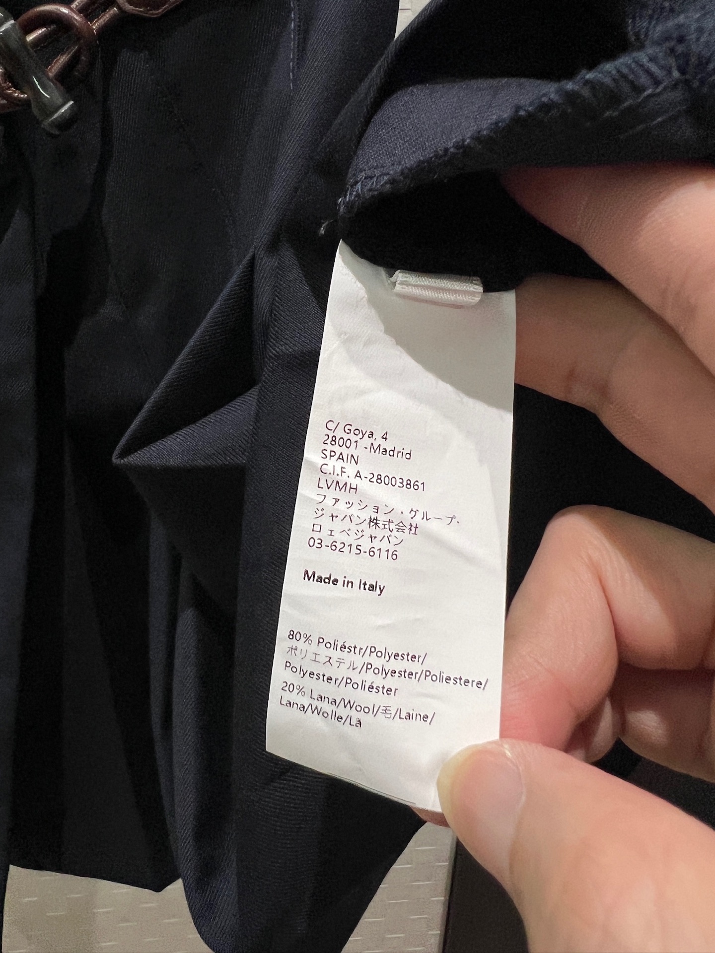 [Loewe] 로에베 26SS 비대칭 레더 버클 플리츠 스커트 치마 의류
