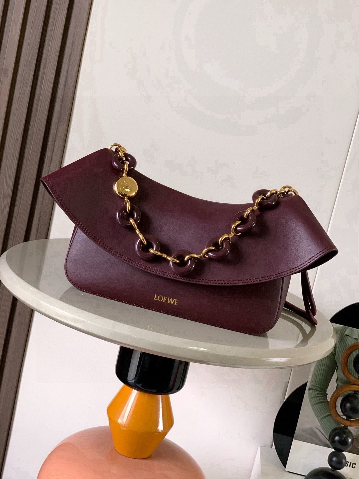LOEWE 로에베 올라(Ola) 미디엄 핸드백 가방
