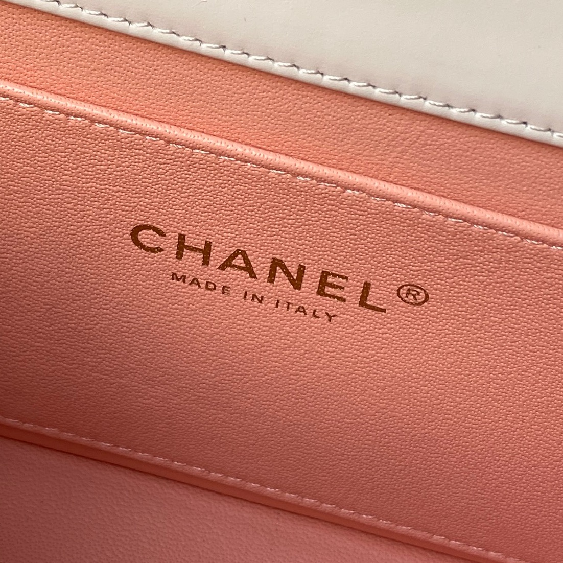 CHANEL 샤넬 24C 미니 볼링형 체인 미니 백 가방