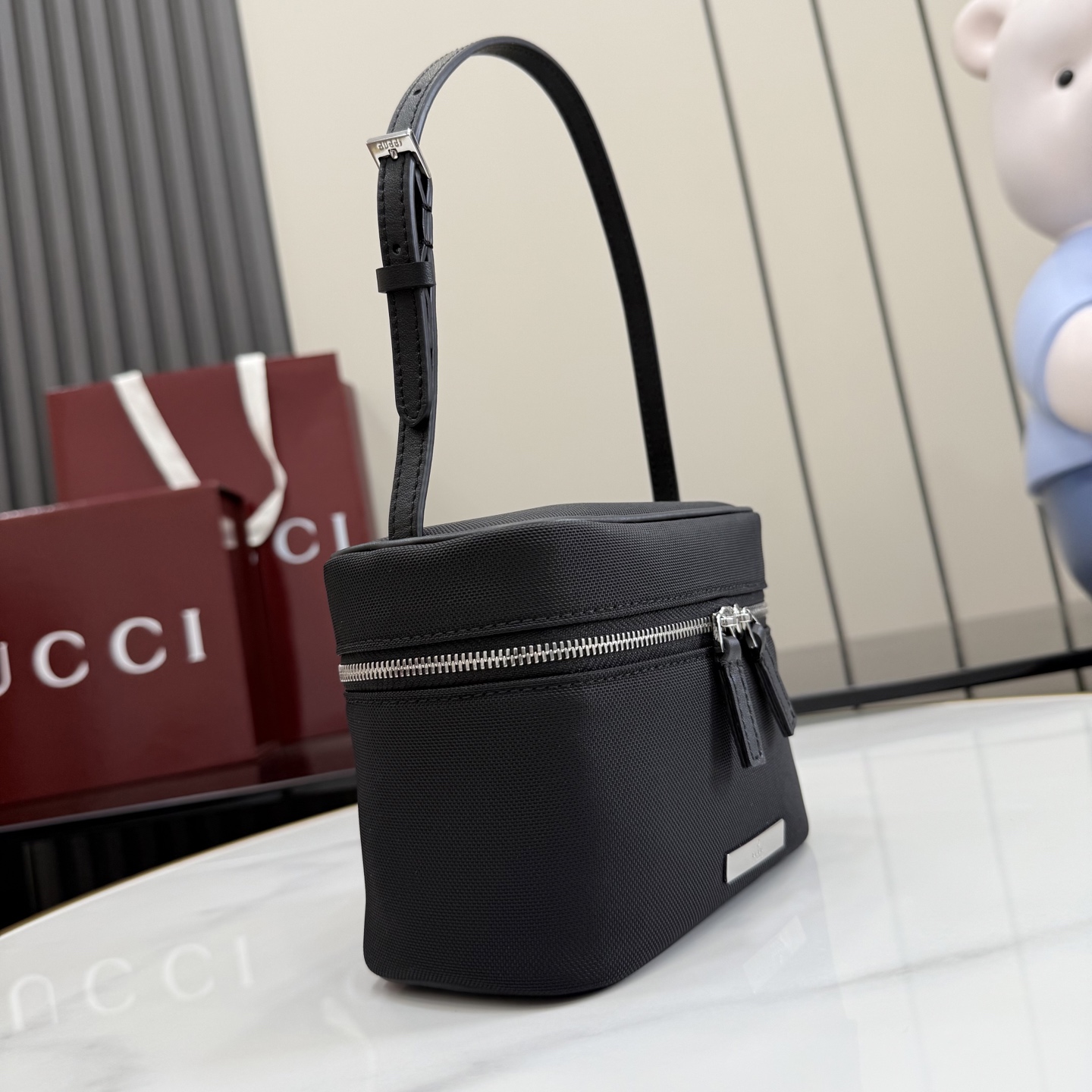 [Gucci] 구찌 Primavera 프리마베라 태그(Tag) 블랙 니롱 탑 핸들 미니 백 가방